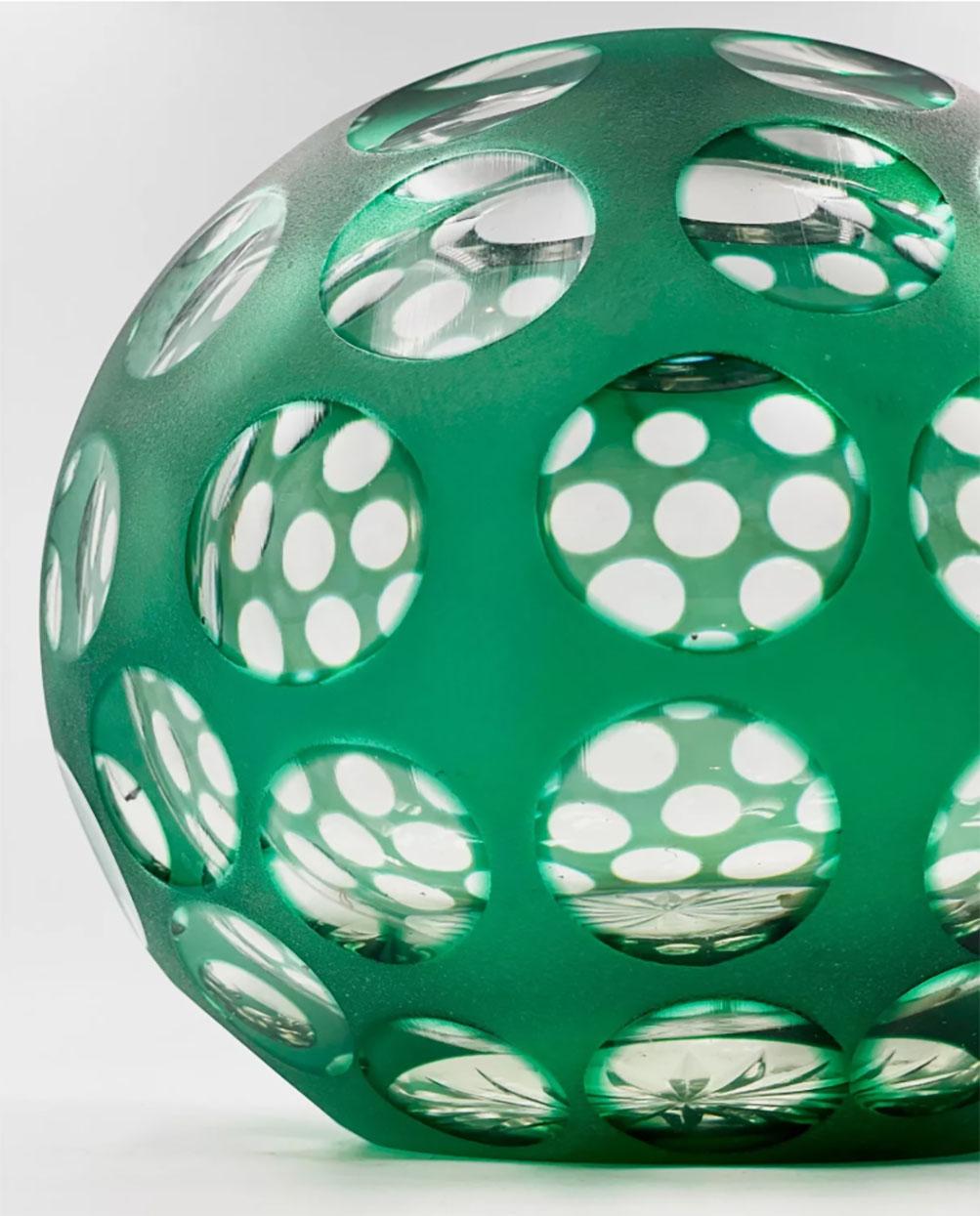 Belge Vase en verre de style moderne du milieu du siècle dernier par Val Saint Lambert en vente