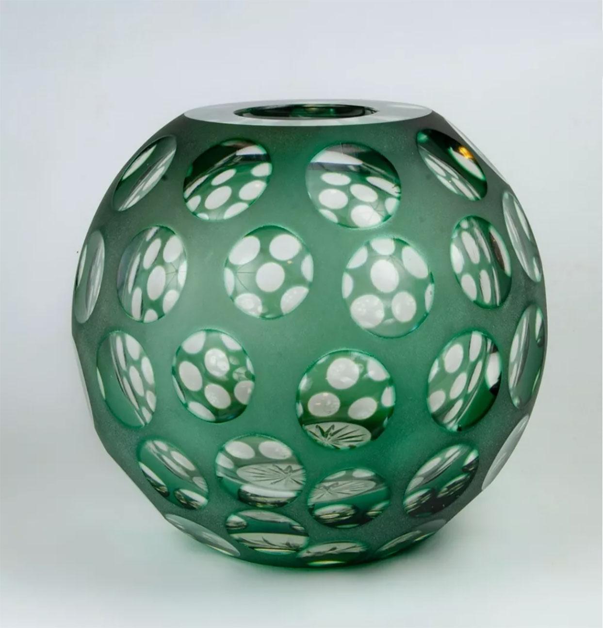 20ième siècle Vase en verre de style moderne du milieu du siècle dernier par Val Saint Lambert en vente