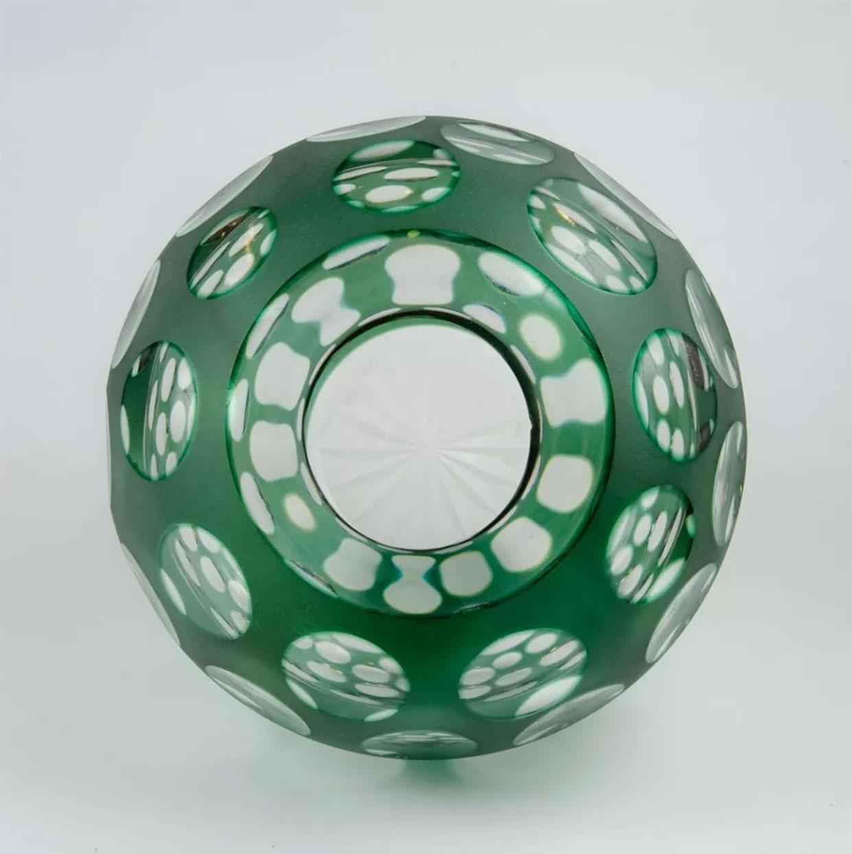Vase en verre de style moderne du milieu du siècle dernier par Val Saint Lambert en vente 1