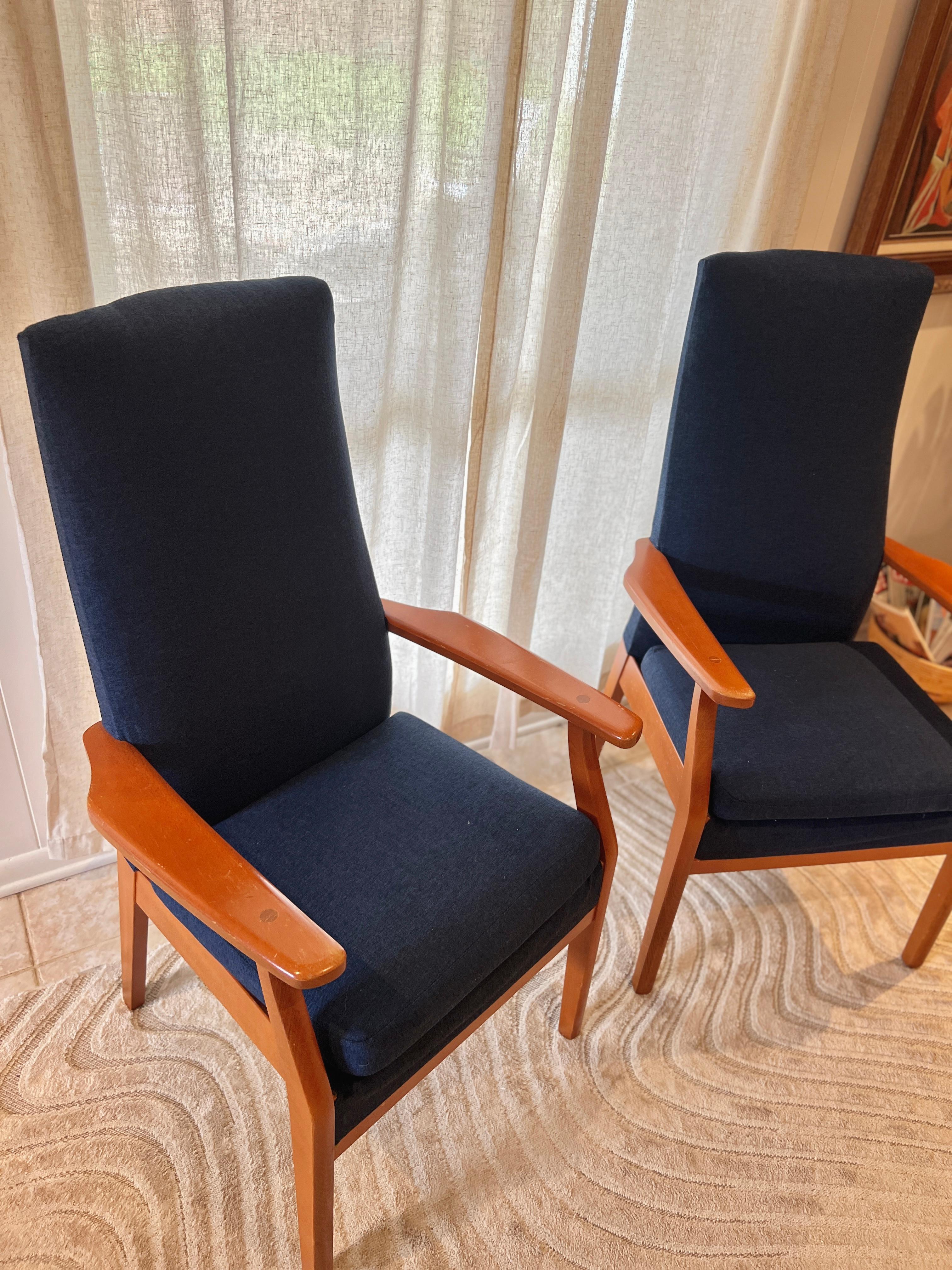 Mid-Century Modern Style High Back Chairs by Parker Knoll from 1981 3