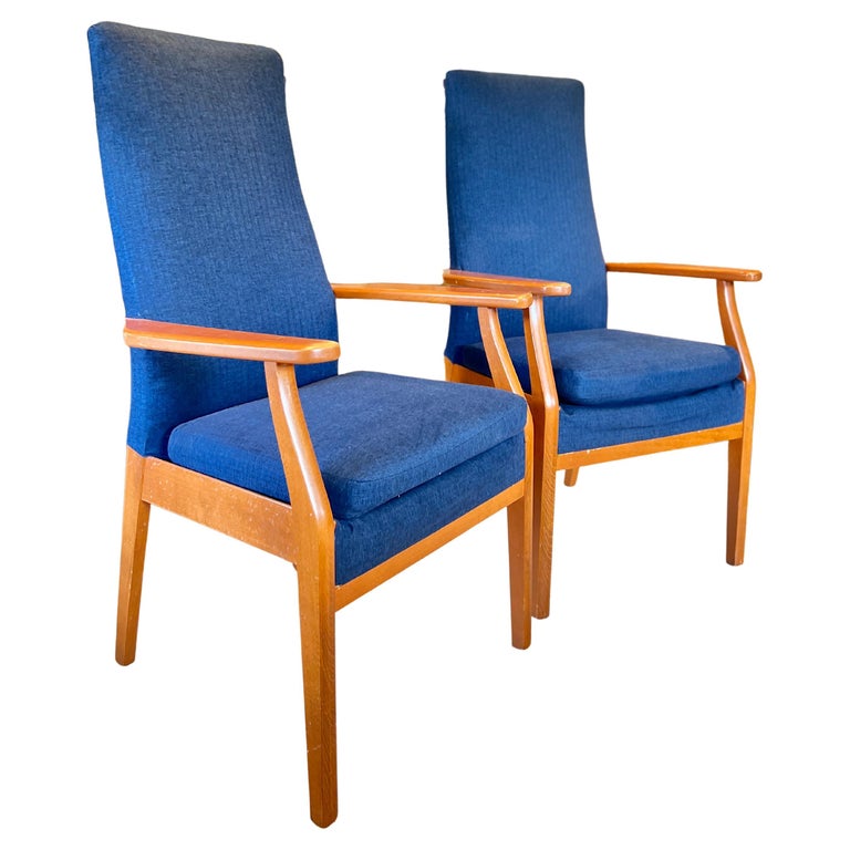 MidCentury Modern Style High Back Chairs by Parker Knoll from 1981 For