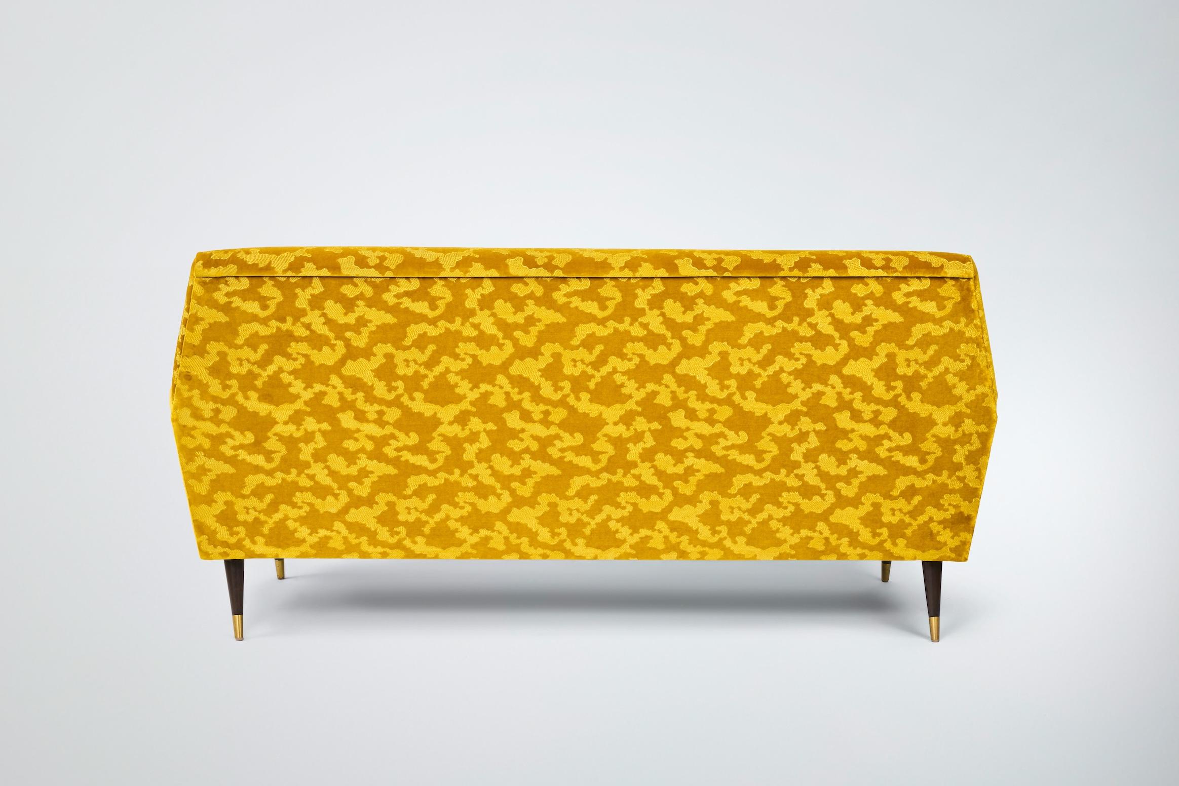 Loveseat italiano Jolly de estilo moderno de mediados de siglo by Martin and Brockett Estadounidense en venta