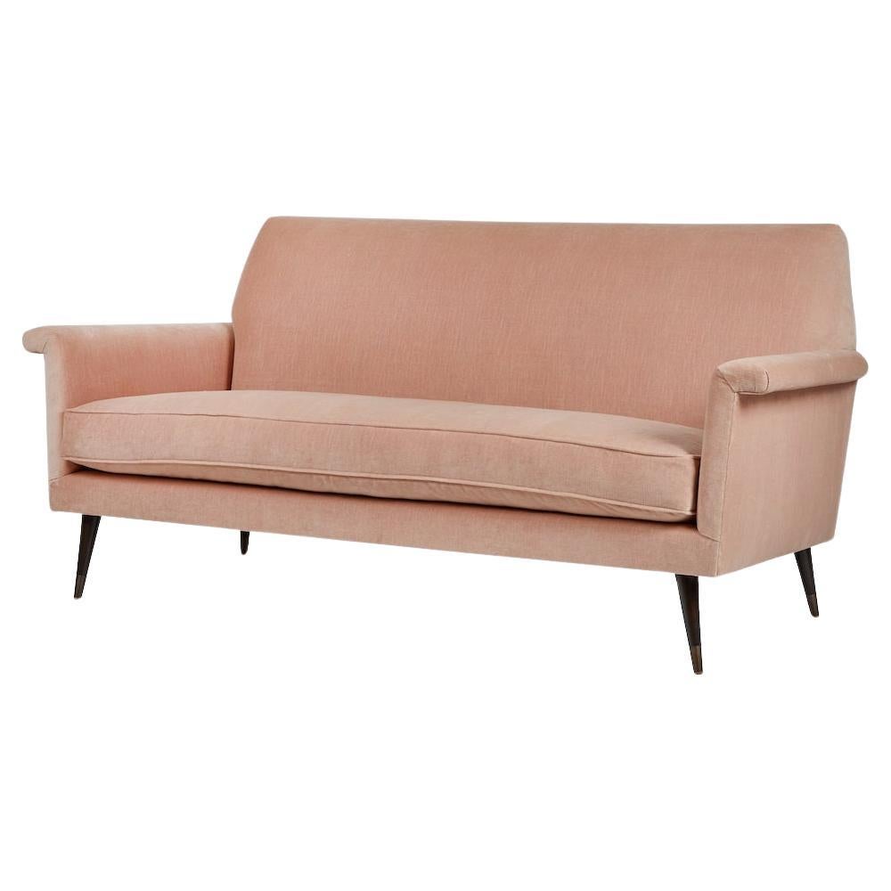 Loveseat italien de style moderne du milieu du siècle dernier par Martin and Brockett