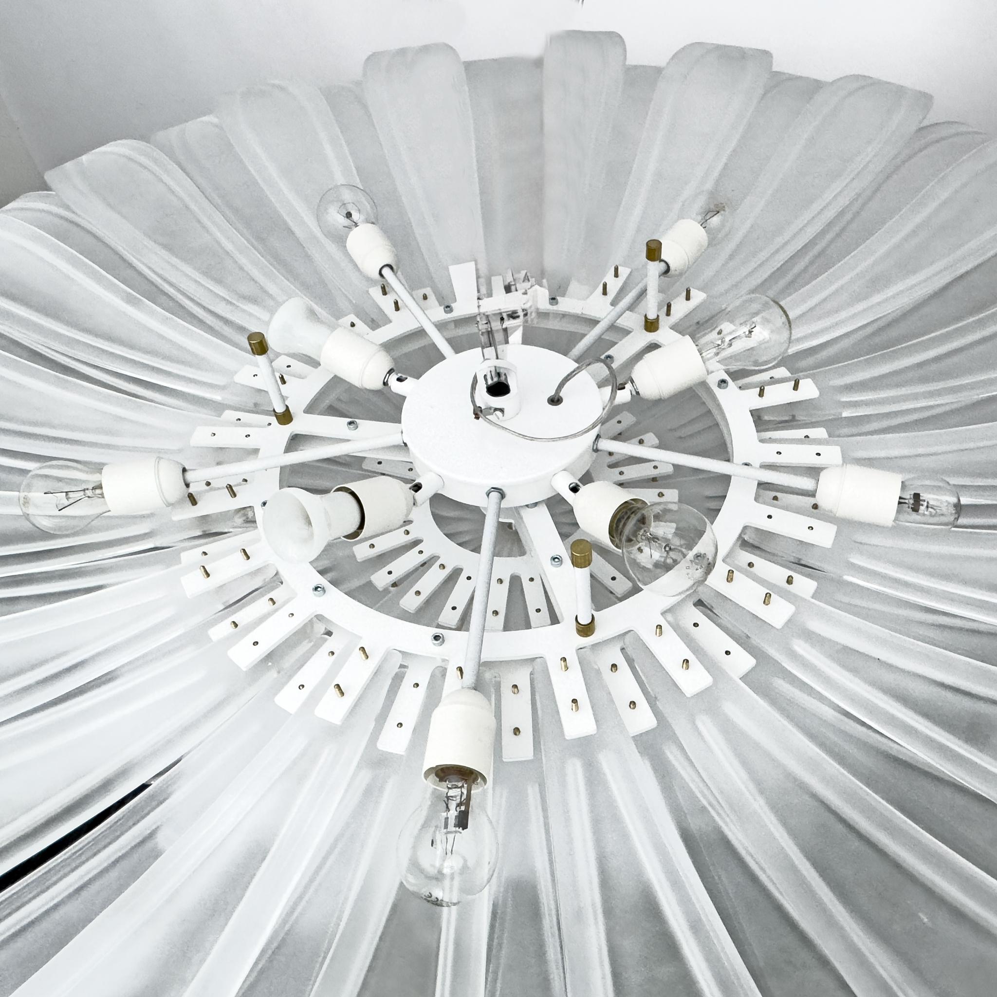 Mid-century Modern Style Italian Murano Glass Margherita Ceiling Light For Sale 3