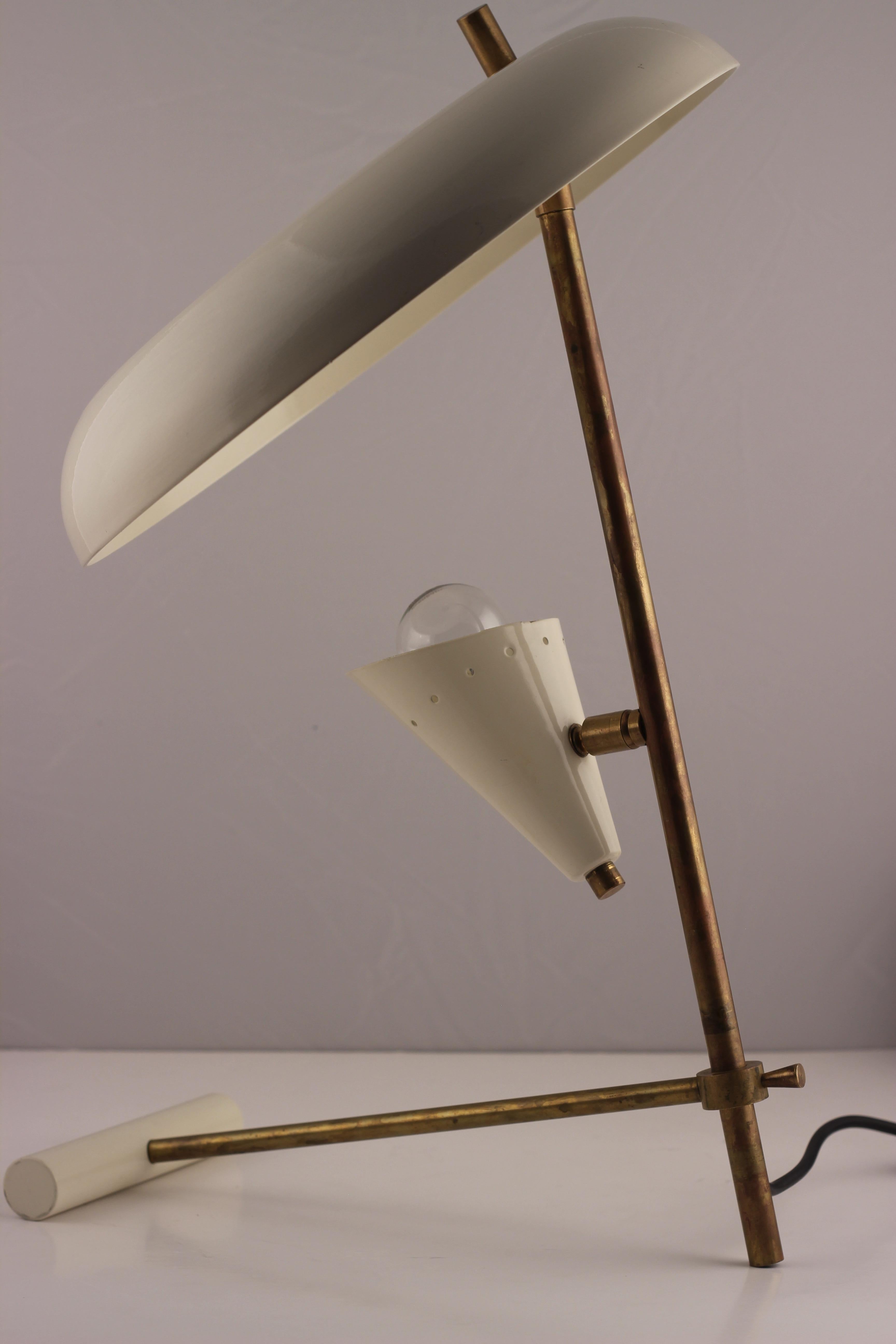 Mid-Century Modern Style Italian White and Brassdesk Light Inspired by Stilnovo In Good Condition In London, GB