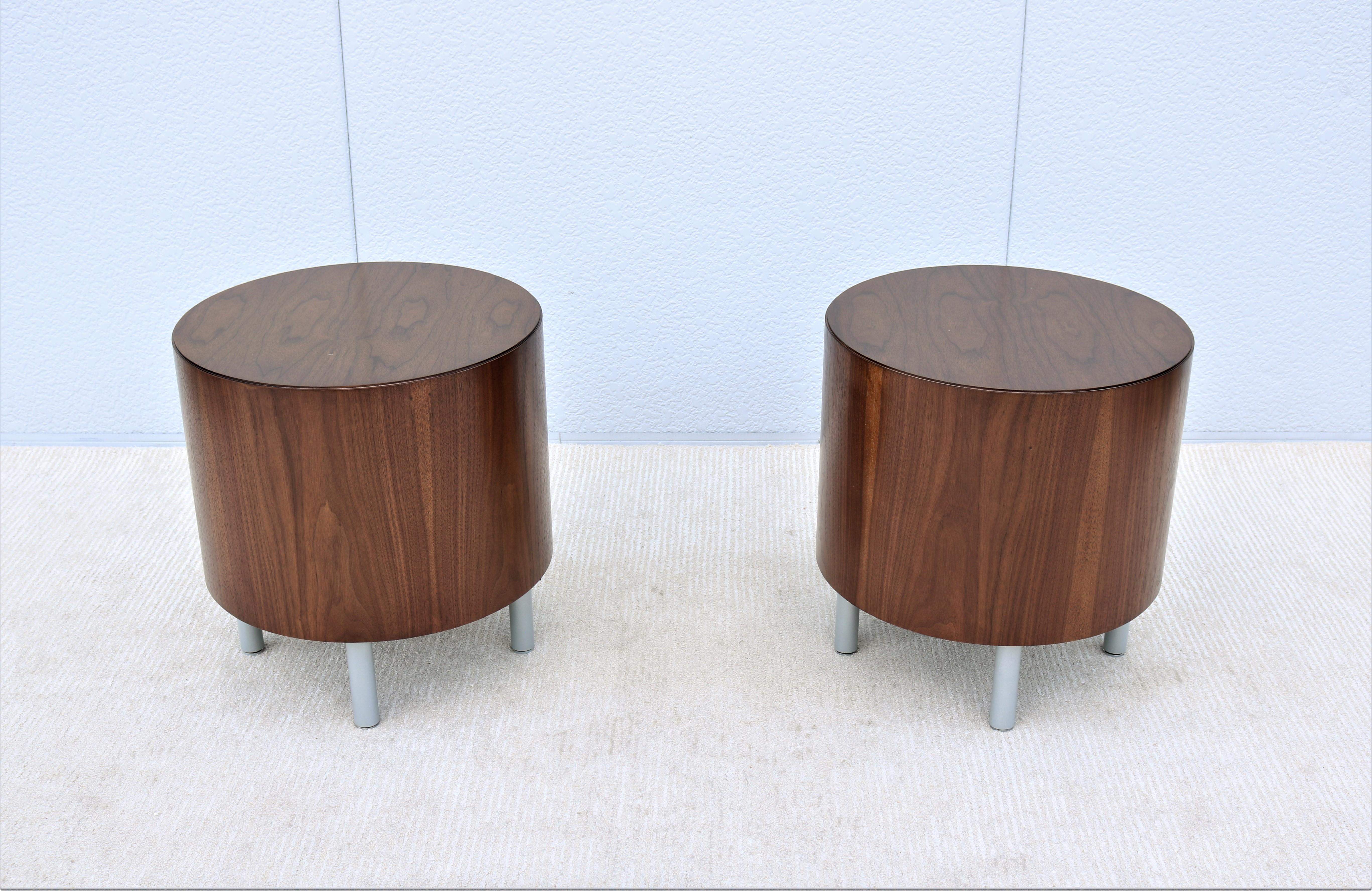 Stunning pair of walnut cylinder drum side or end tables by Kimball. 
Drum tables address a number of functional requirements and fits seamlessly into any environment.
This gorgeous tables combine the elegance you desire with the functionality you
