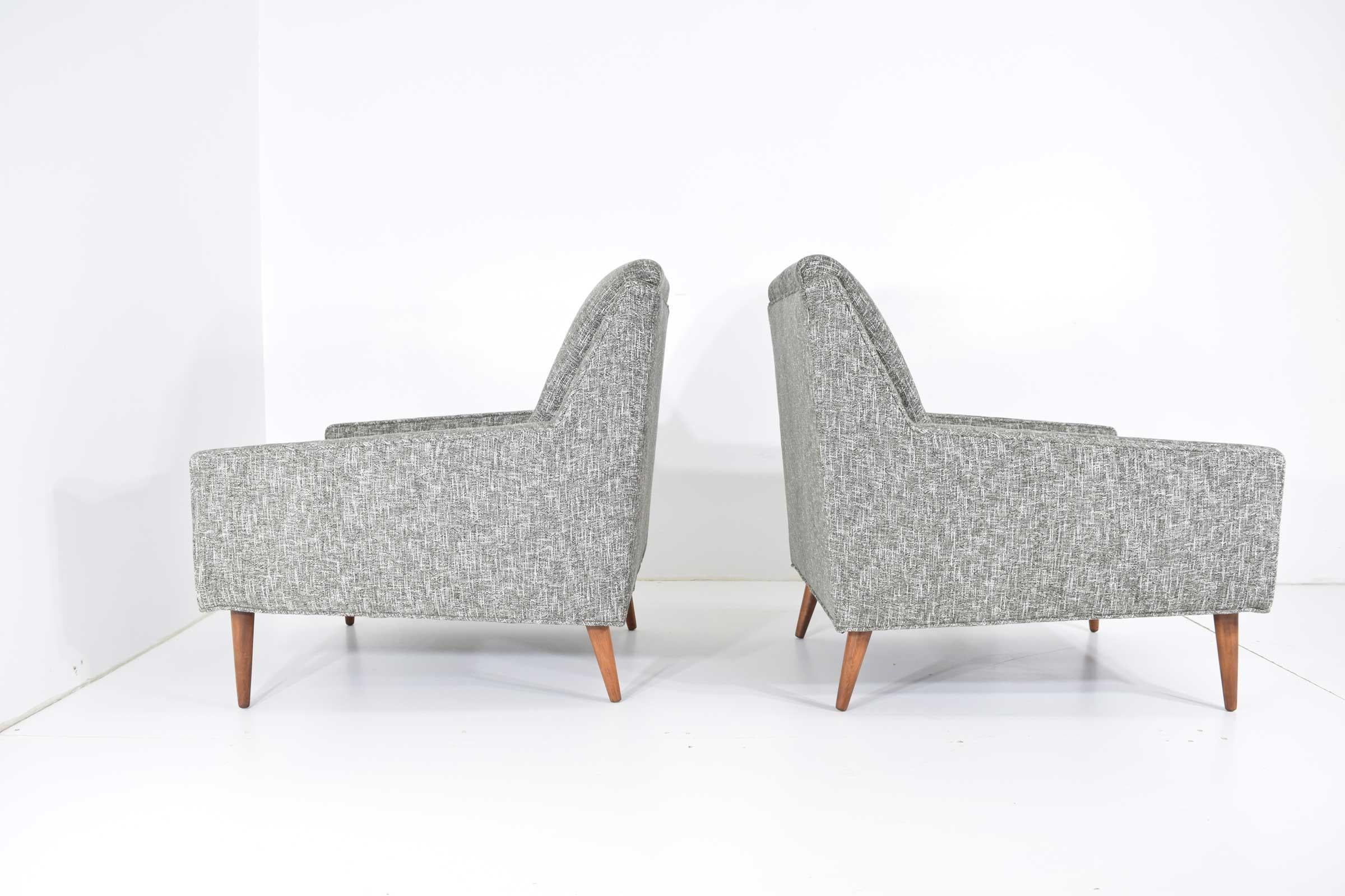 Mid-Century Modern Style Lounge Chairs in New Upholstery 2