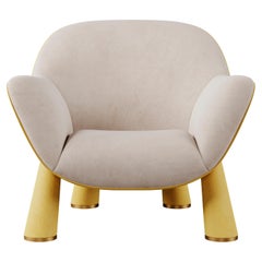 Fauteuil Lucy de style moderne du milieu du siècle dernier en bois de noyer, laiton poli et velours de coton