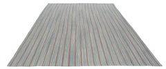 Minimalistischer Pelas Flachgewebe-Teppich im Mid-Century Modern-Stil