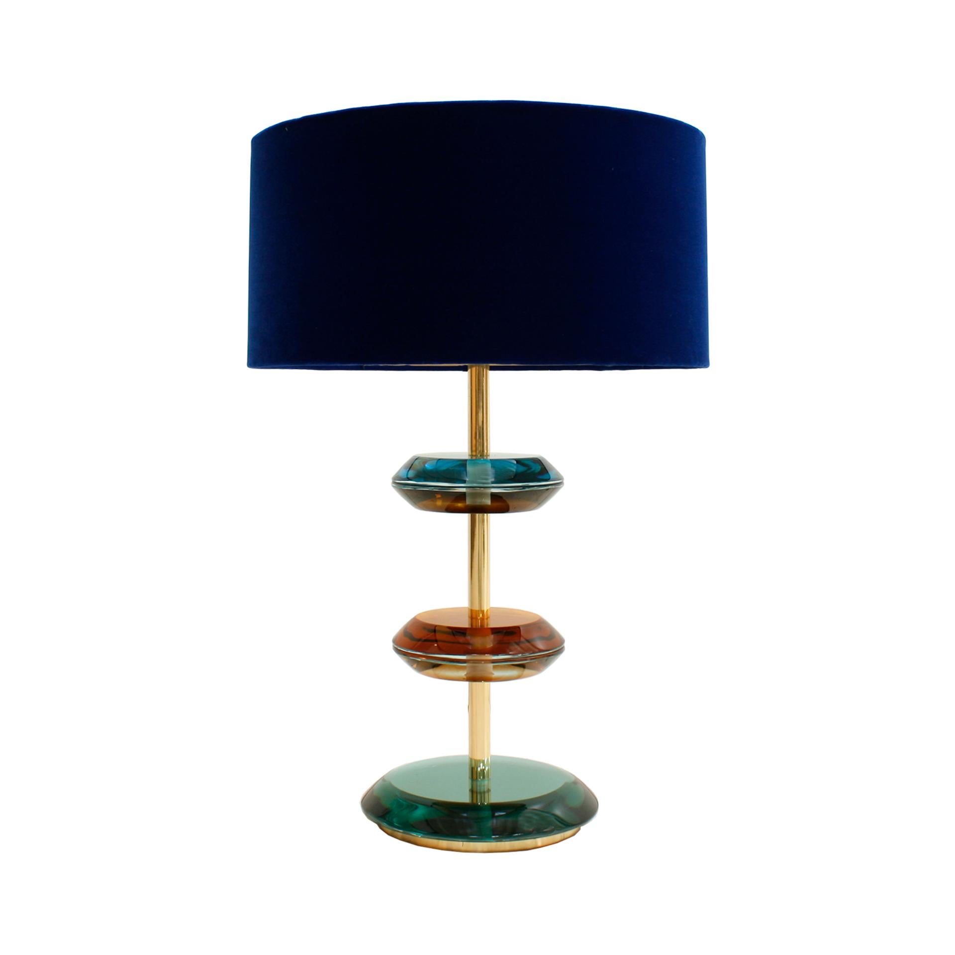 Pareja de lámparas de mesa italianas de latón y cristal de Murano de estilo moderno de mediados de siglo Moderno de mediados de siglo en venta