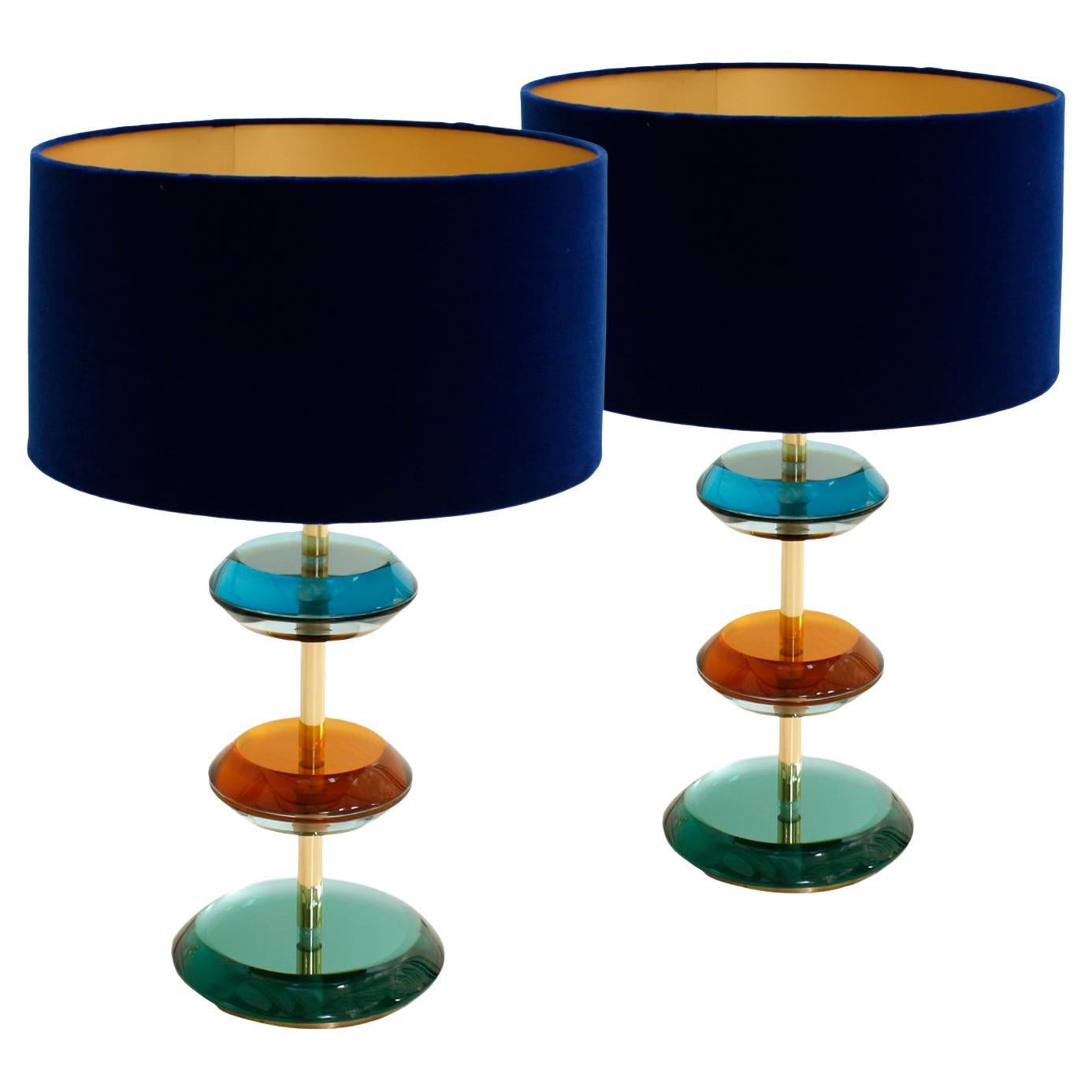 Paire de lampes de bureau italiennes en verre de Murano et laiton de style moderne du milieu du siècle dernier en vente