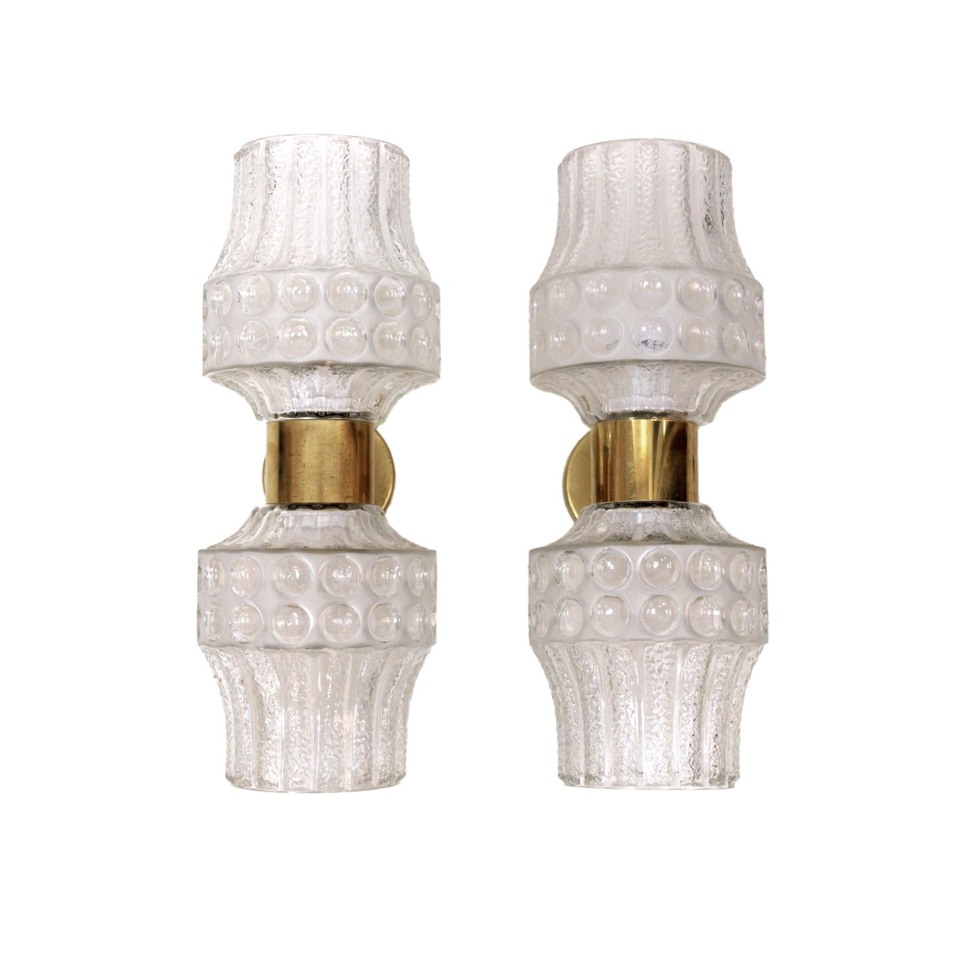 Italiano Set di tre lampade italiane in vetro di Murano e ottone in stile metà secolo moderno in vendita