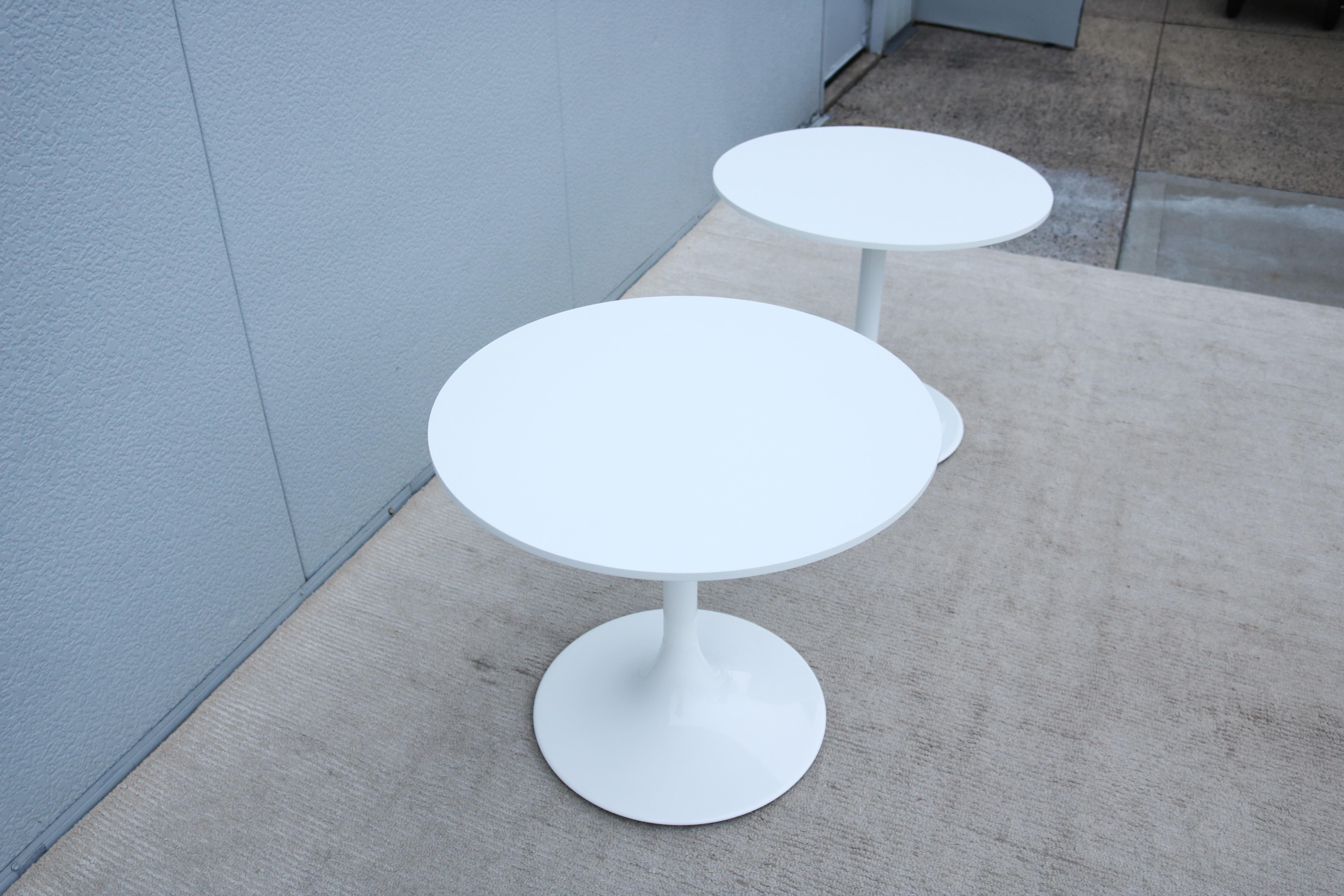 Mid-Century Modern Style Nineteen20 Round White Tulip Side Tables by OFS, a Pair For Sale 7