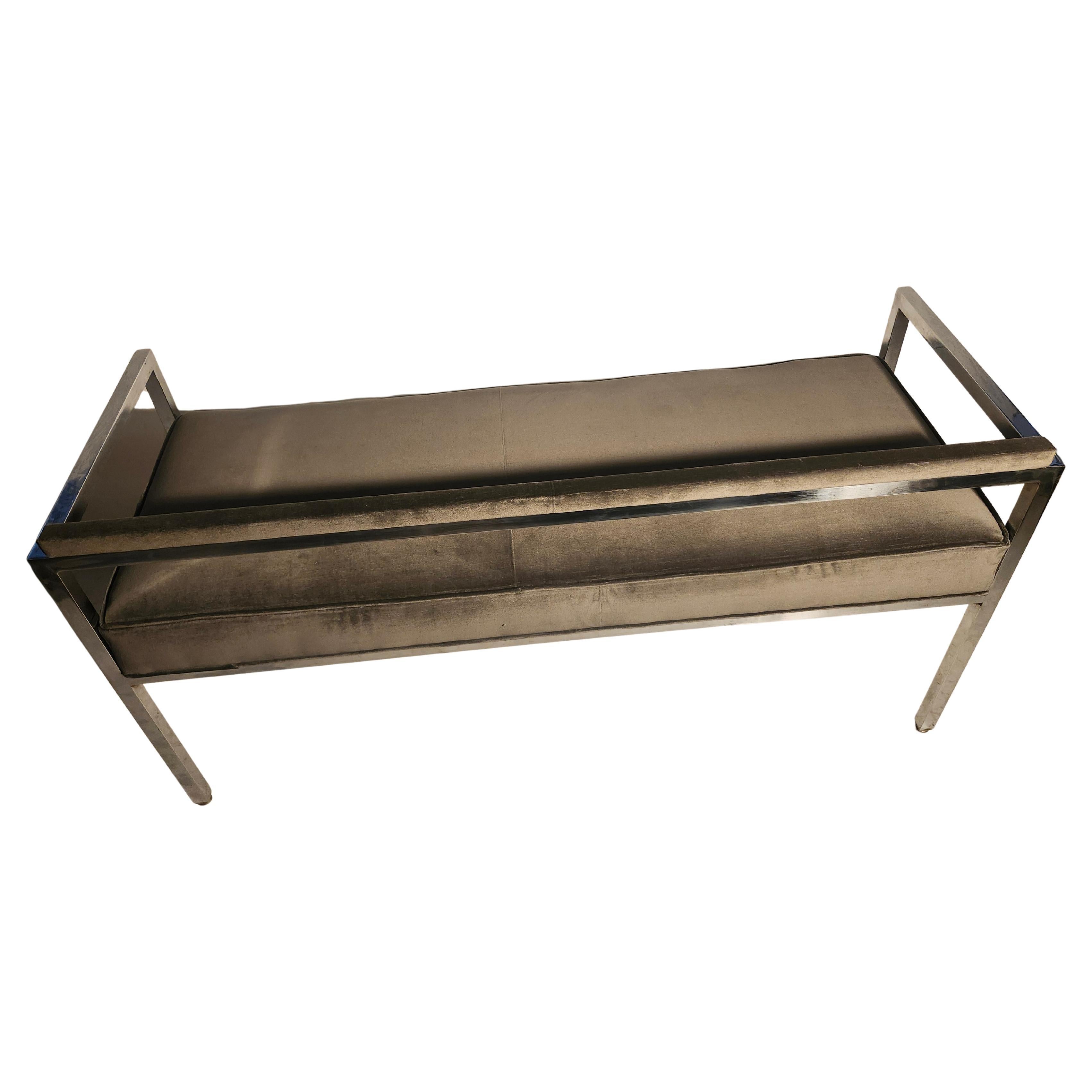 Milieu du XXe siècle Banc chromé Knoll restauré avec velours de coton gris, de style moderne du milieu du siècle dernier en vente