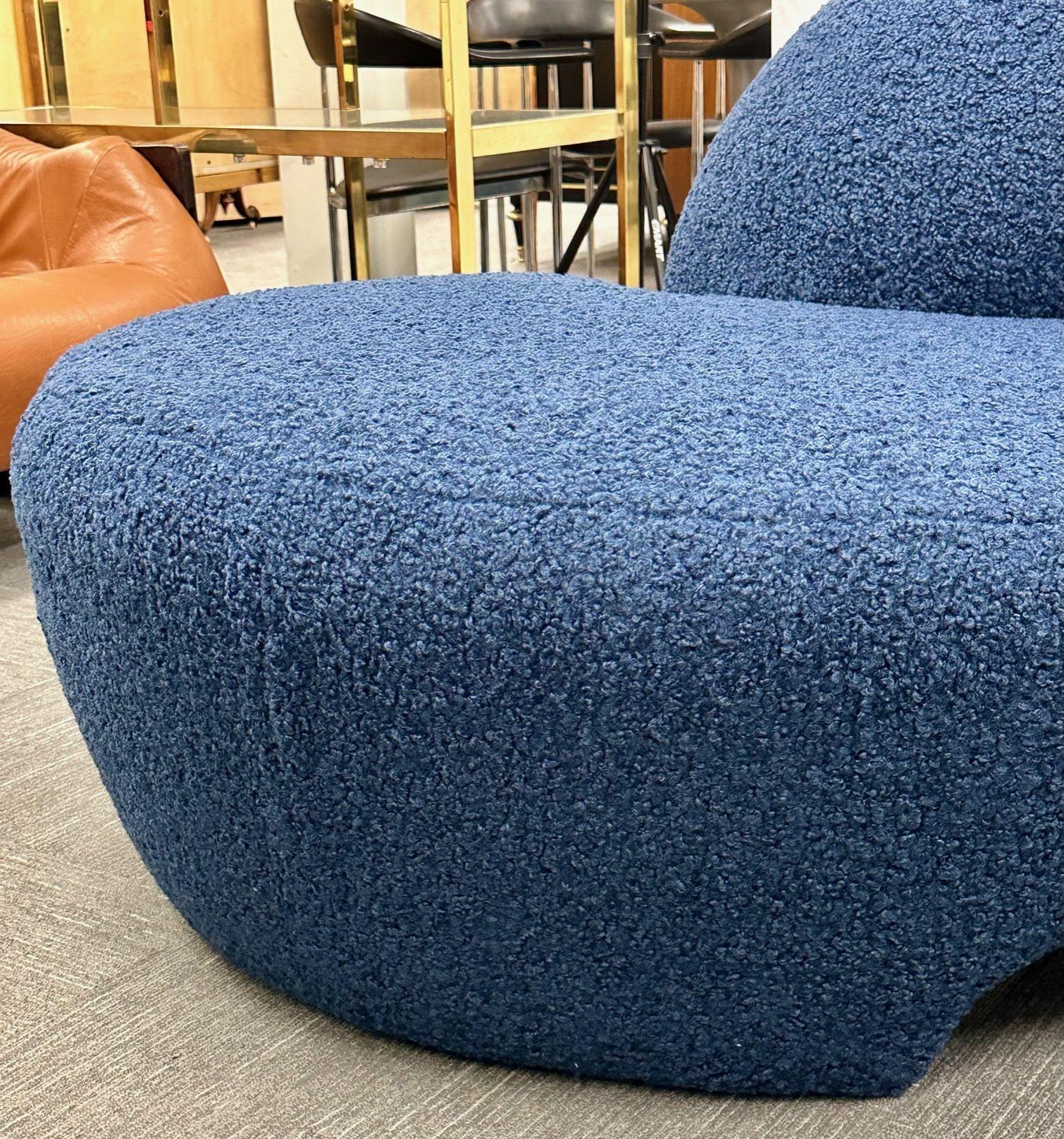 Mid-Century Modern Style Organic Form Kidney Shaped Cloud Sofa, Blue Boucle For Sale 1