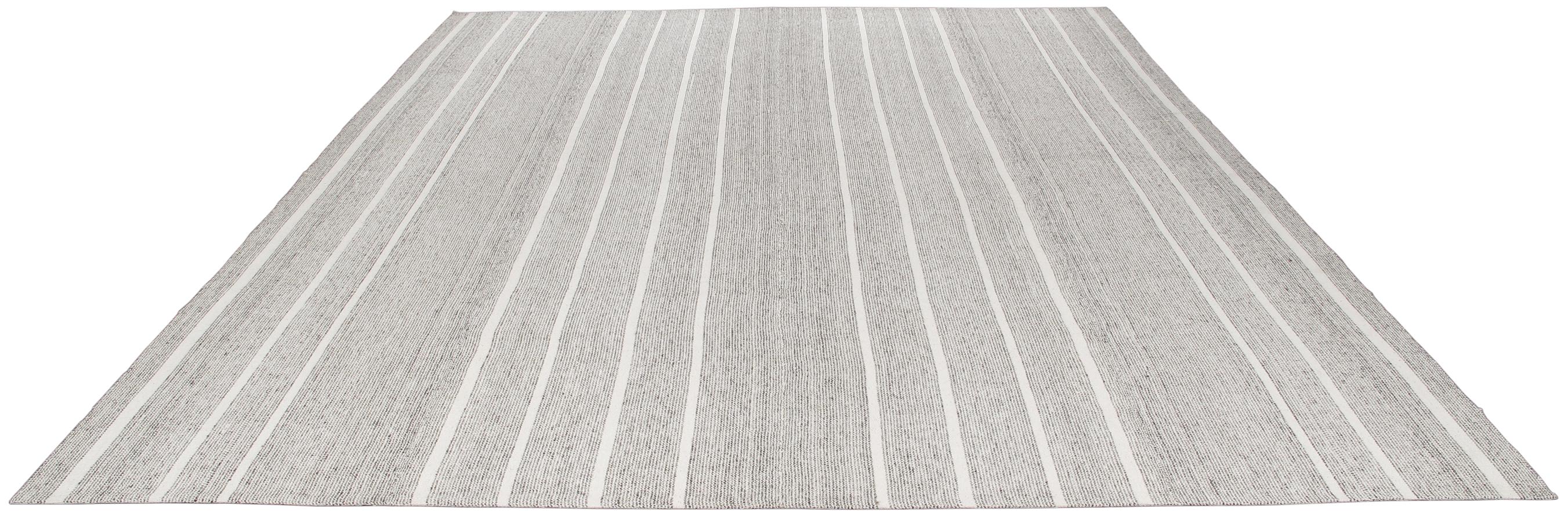 Persian Mid-Century Modern Style Pelas Flat-Weave Rug For Sale