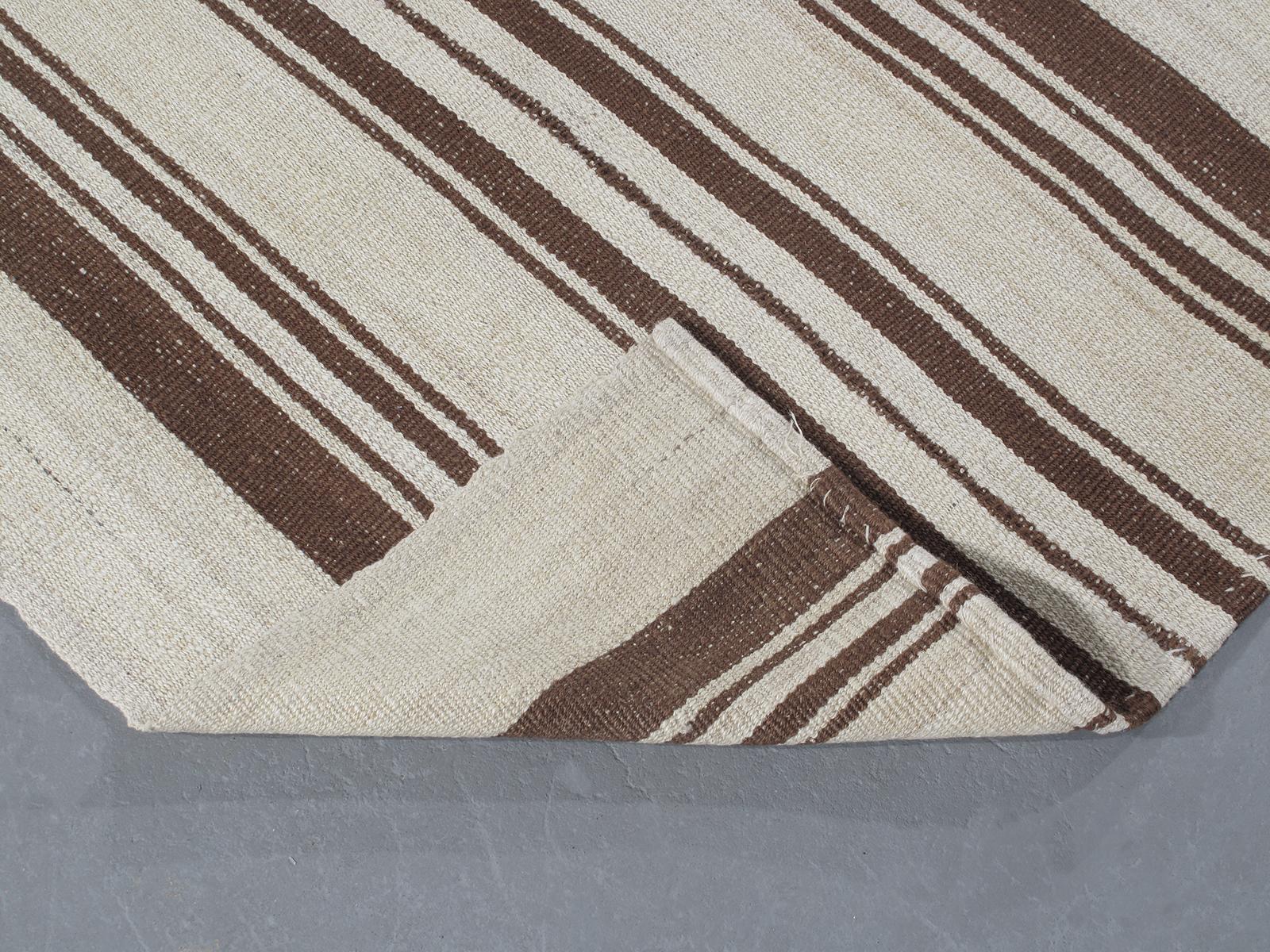 Hand-Woven Mid-Century Modern Style Pelas Stripe Flat-Weave Rug For Sale