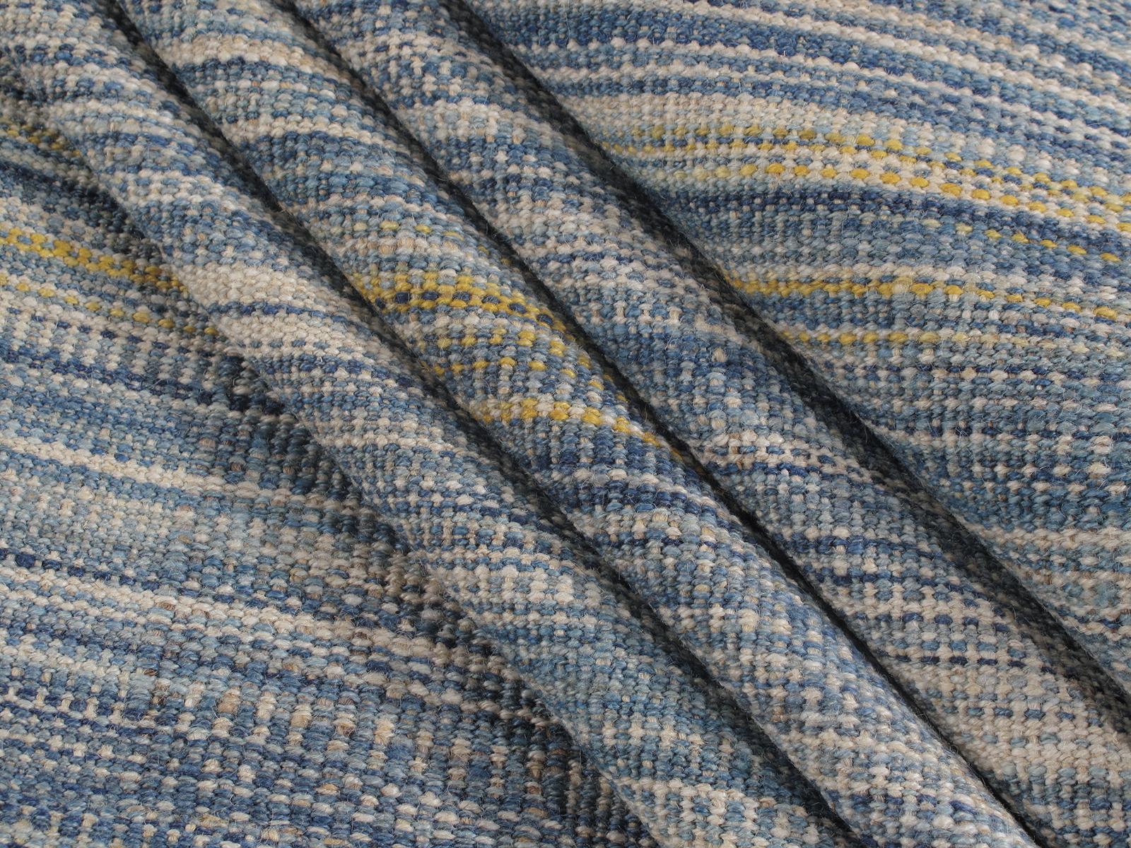 Mid-Century moderno Tappeto persiano Pelas a trama piatta in stile metà secolo moderno in vendita