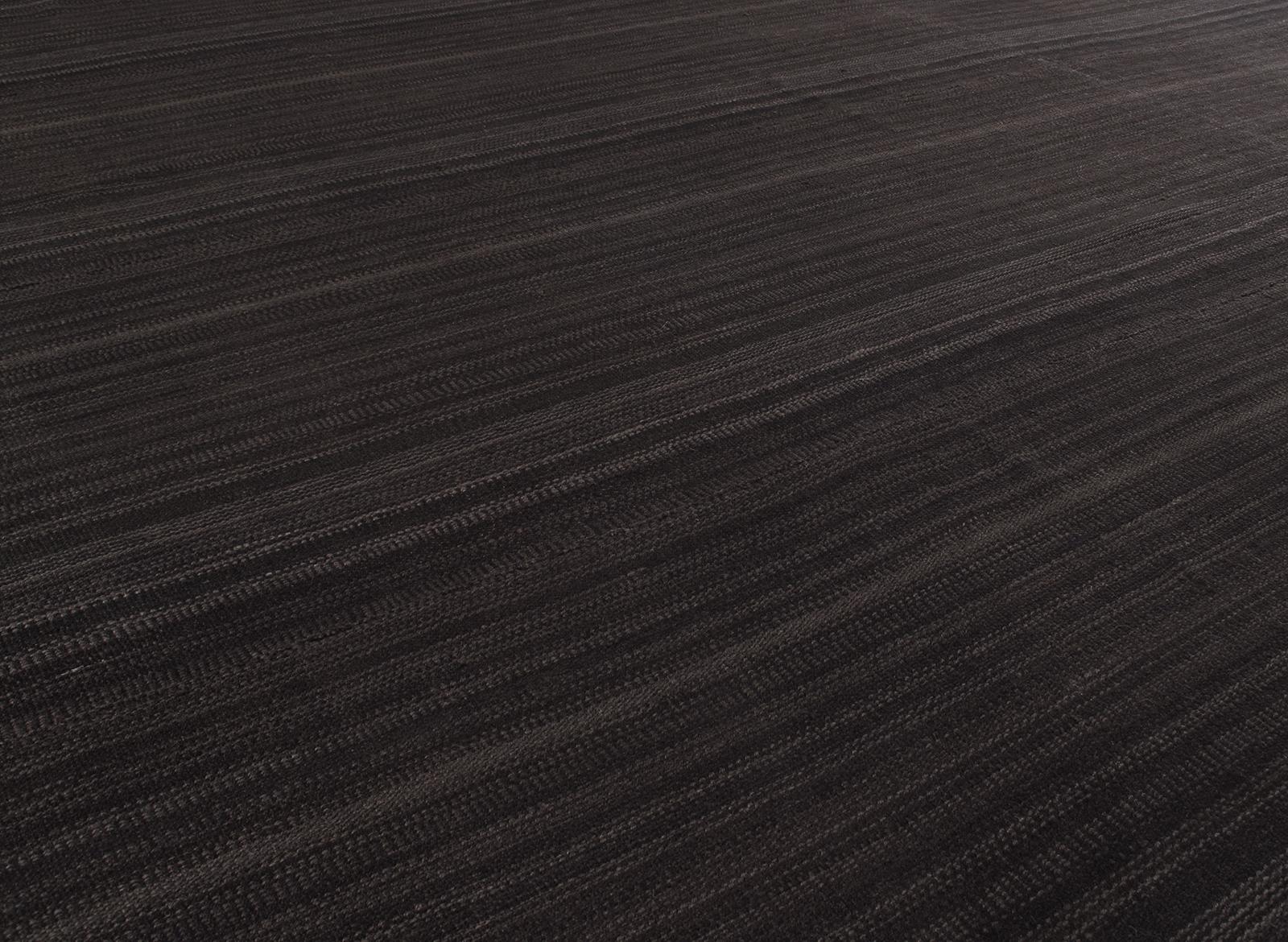 Pelas Minimalistischer Flachgewebe-Teppich im modernen Stil der Jahrhundertmitte aus Persien
Dieser persische Pelas-Flachgewebe-Teppich im Stil der Jahrhundertmitte ist aus 100% handgesponnener Wolle und natürlichen Farbstoffen gefertigt. Es ist