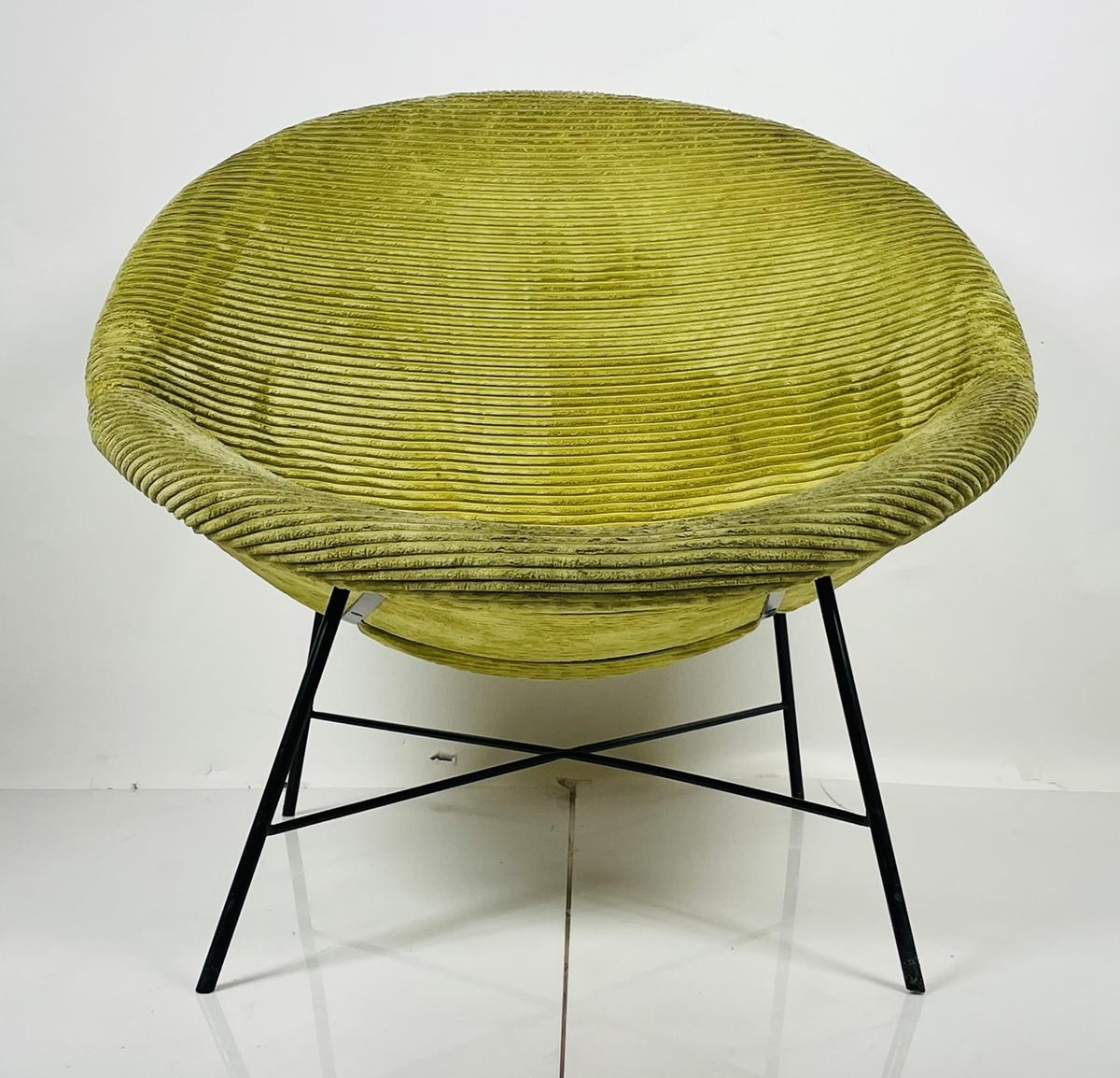 Hand-Crafted Mid-Century Modern Style Scoop Chair For Sale