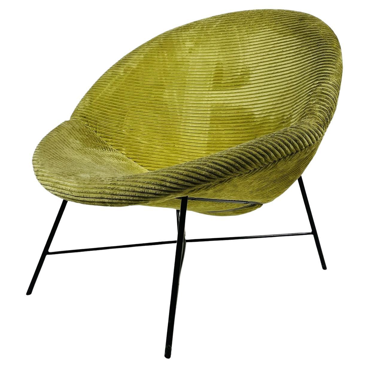 Mid Century Modern Style Scoop Chair im Angebot