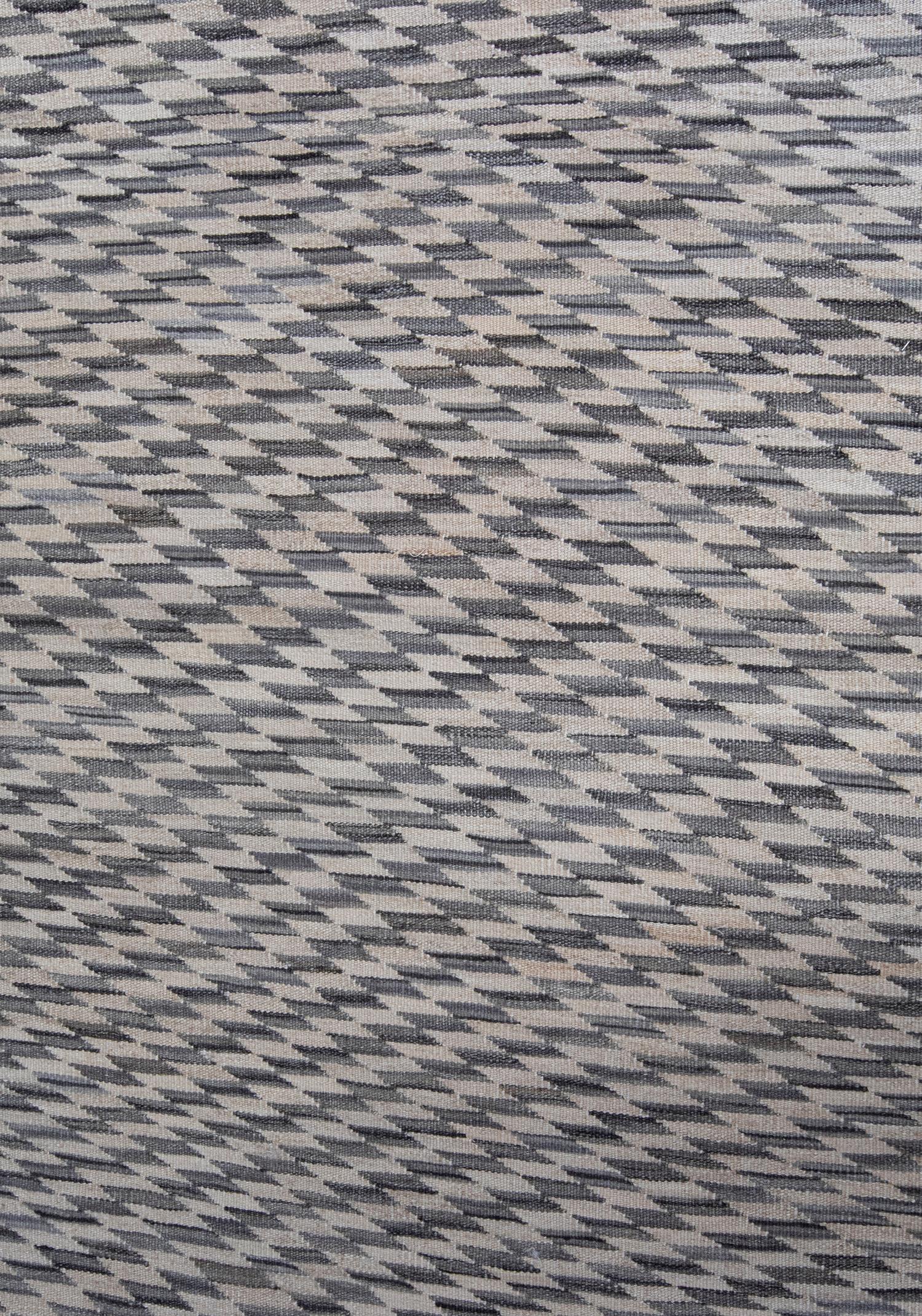 Afghan Tapis en laine Shiraz tissé à plat de style moderne du milieu du siècle dernier en vente