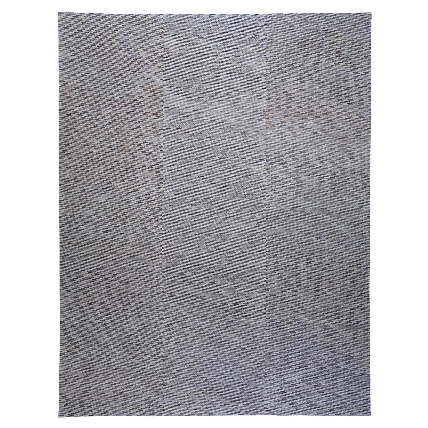 Mid-Century Modern Style Shiraz Wool Flatweave Rug For Sale