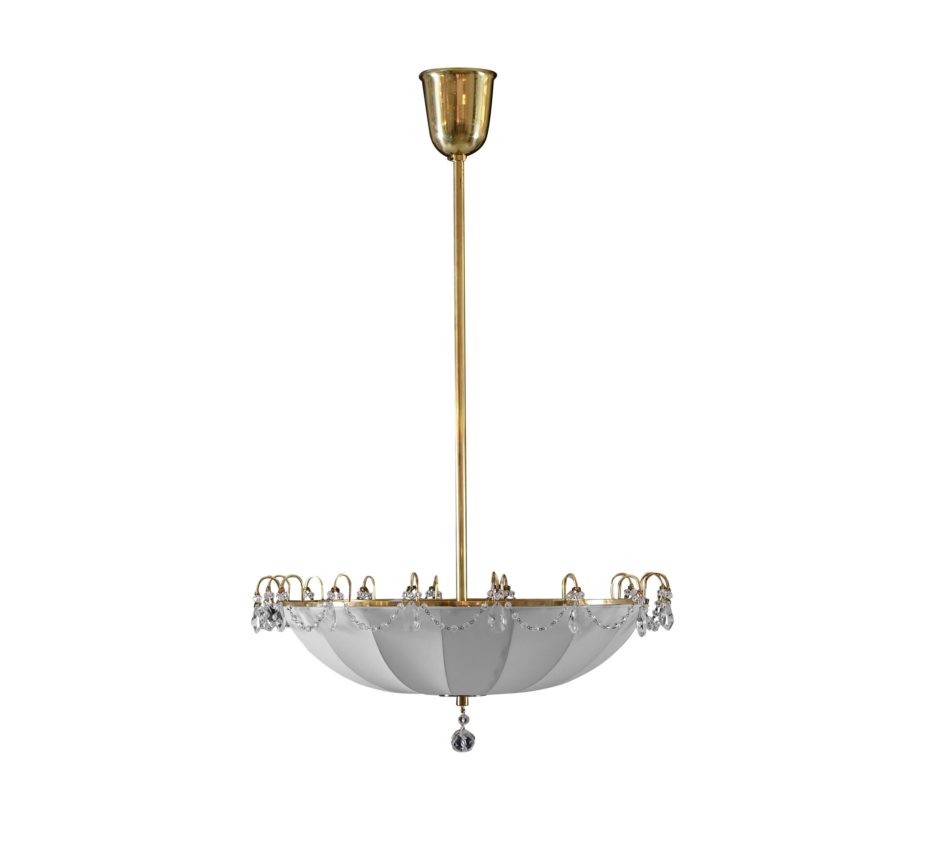 Mid-Century Modern Style Silk and Crystal Glass Umbrella Chandelier, Re-Edition In New Condition For Sale In Vienna, AT