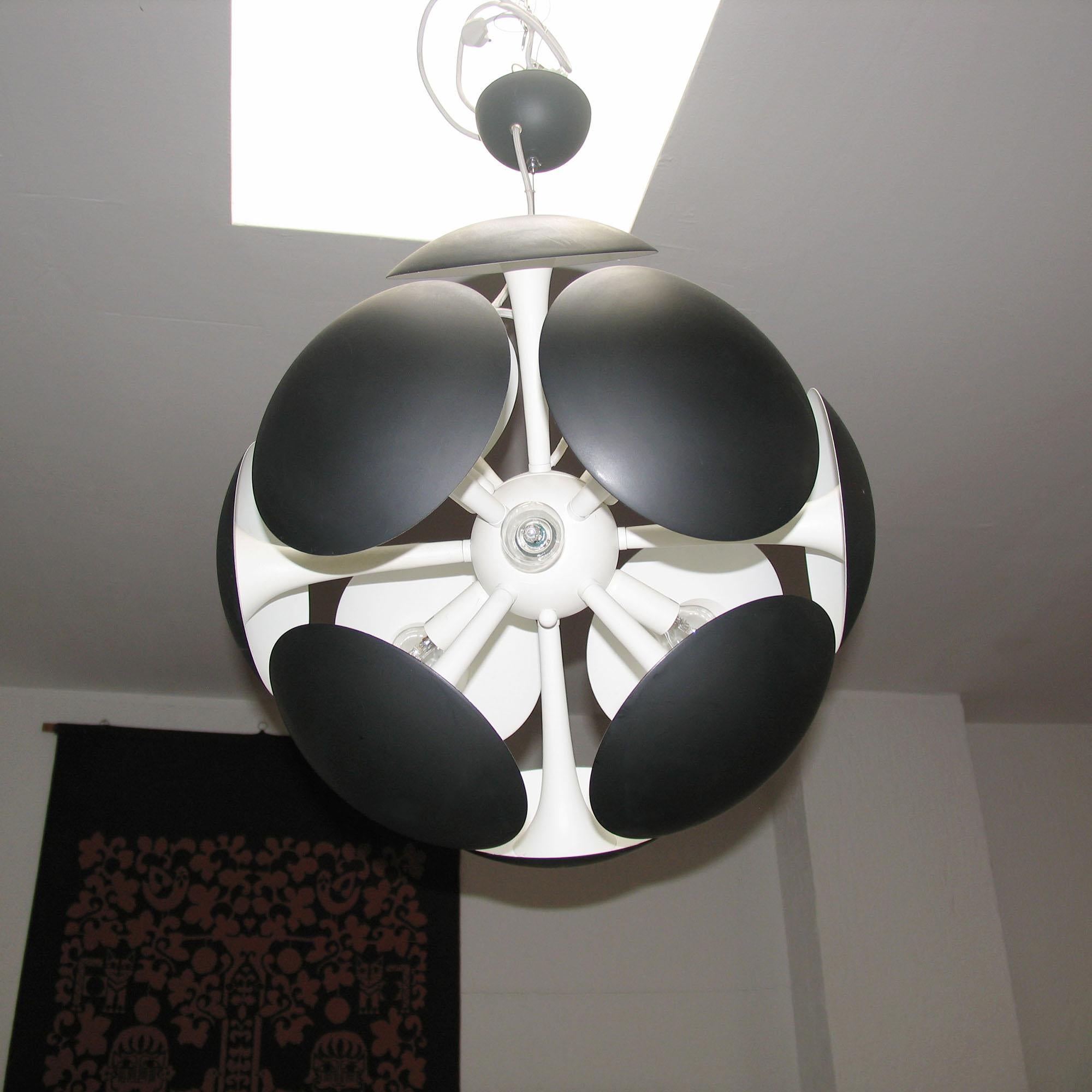 Lámpara de techo Sputnik de estilo moderno de mediados de siglo Pintado en venta
