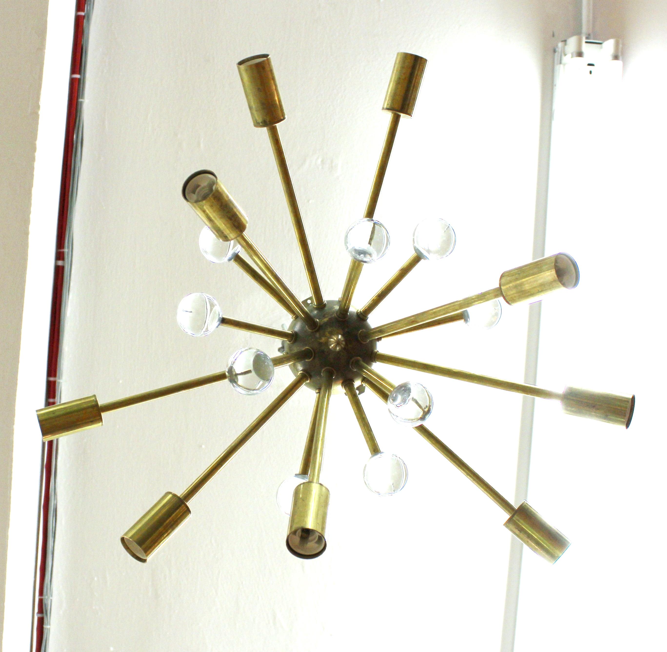 Empotrable Sputnik de estilo moderno de mediados de siglo en Bueno estado para la venta en Astoria, NY