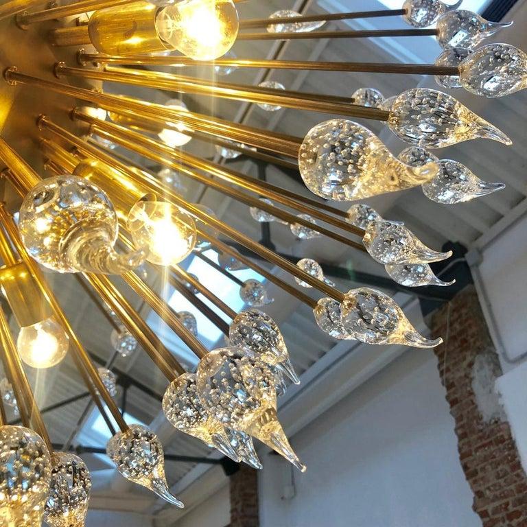 Mid-Century Modern Style Sputnik Murano Glass and Brass Italian Chandelier For Sale 2