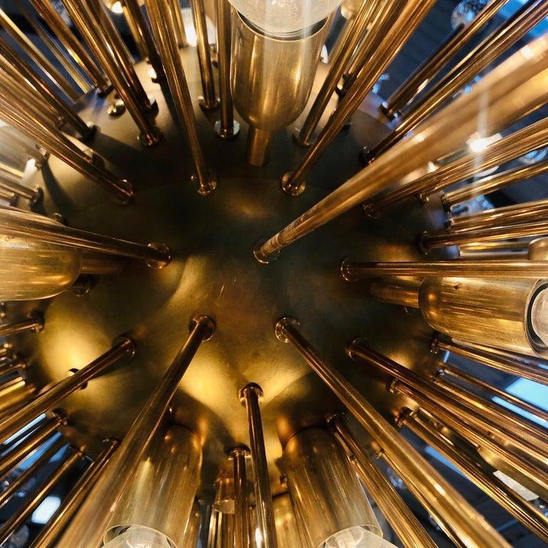 Mid-Century Modern Style Sputnik Murano Glass and Brass Italian Chandelier For Sale 3