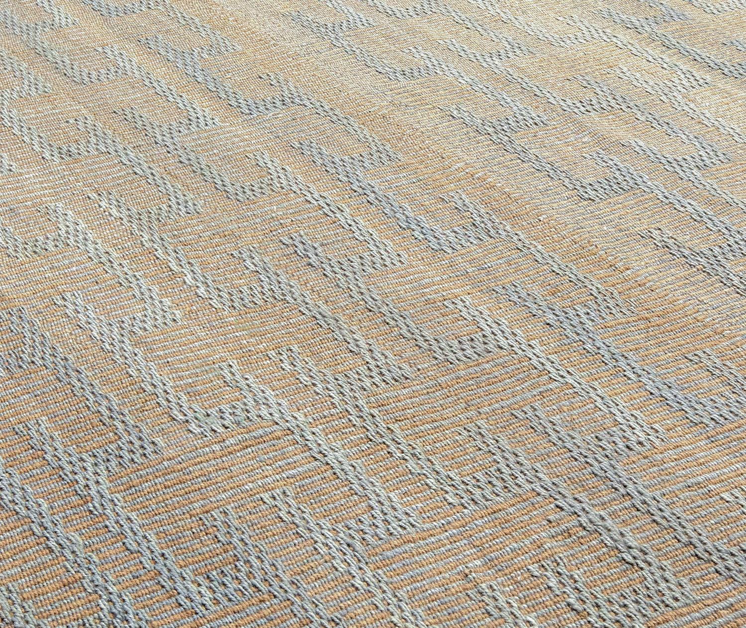 Hand-Woven Mid-Century Modern Style Textural Flatweave Rug For Sale