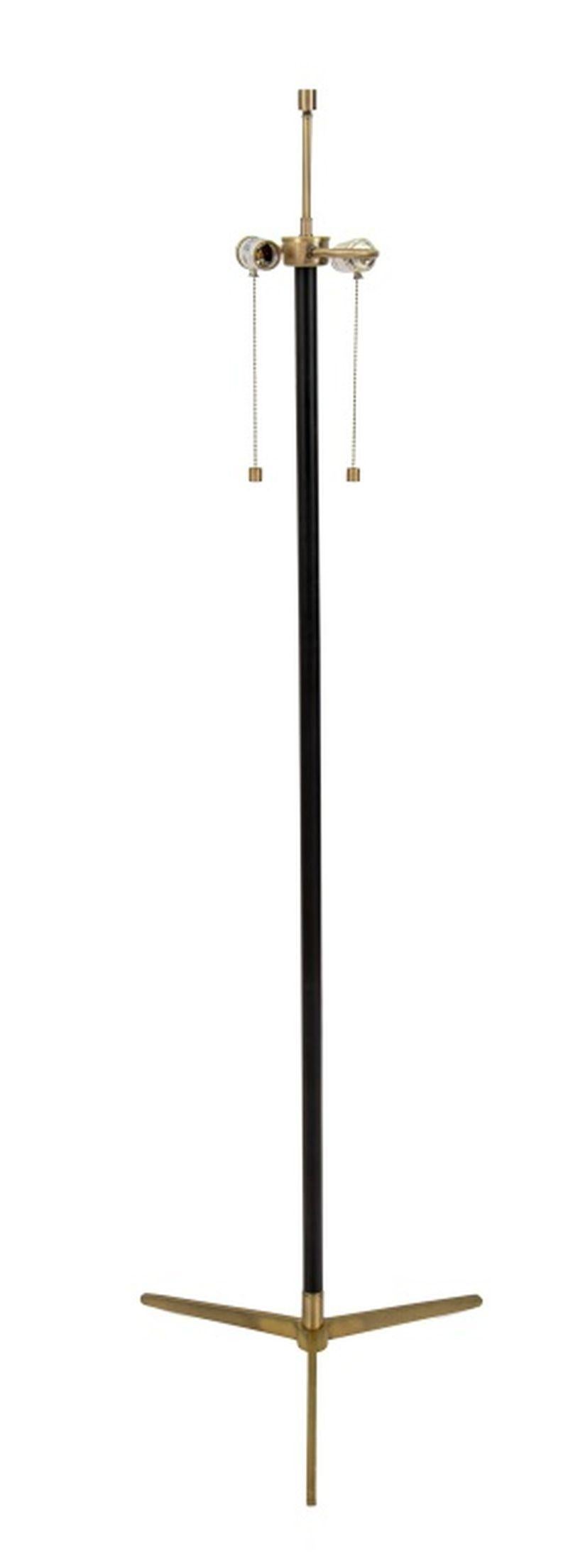 Mid-Century Modern Lampadaire tripode de style The Modernity en vente