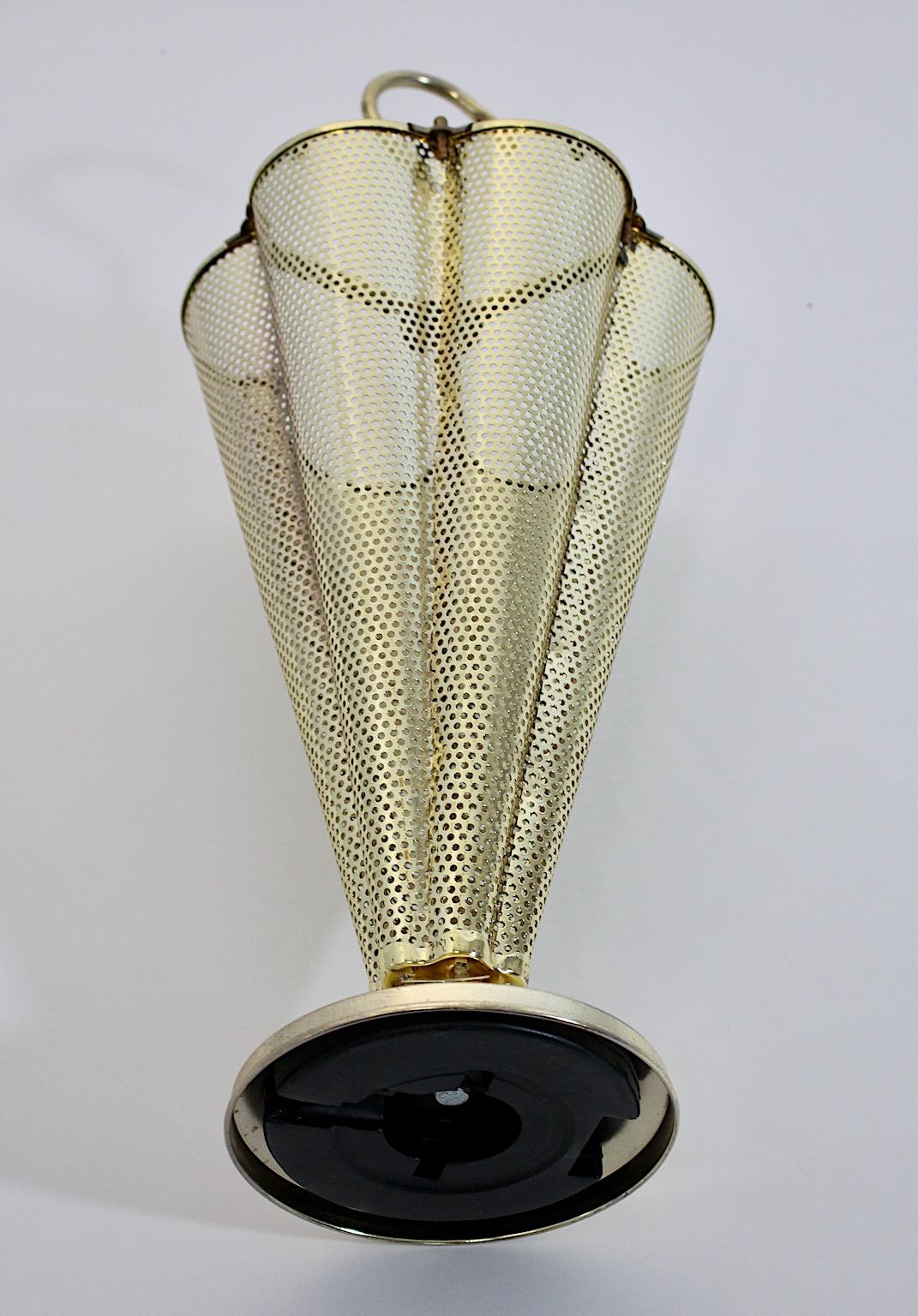 Mid Century Modern Style Vintage Golden Brassed Umbrella Stand Cane Holder 1980s (20. Jahrhundert) im Angebot