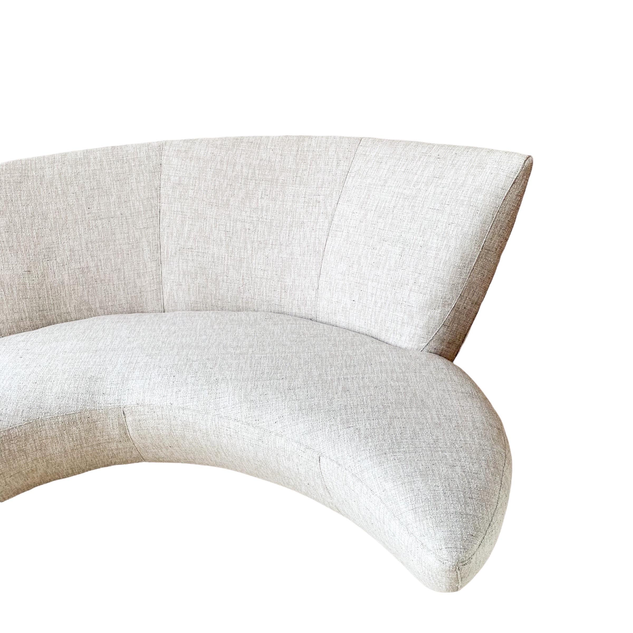 20th Century Mid-Century Modern Style Serpentine Curved Sofa After Vladimir Kagan