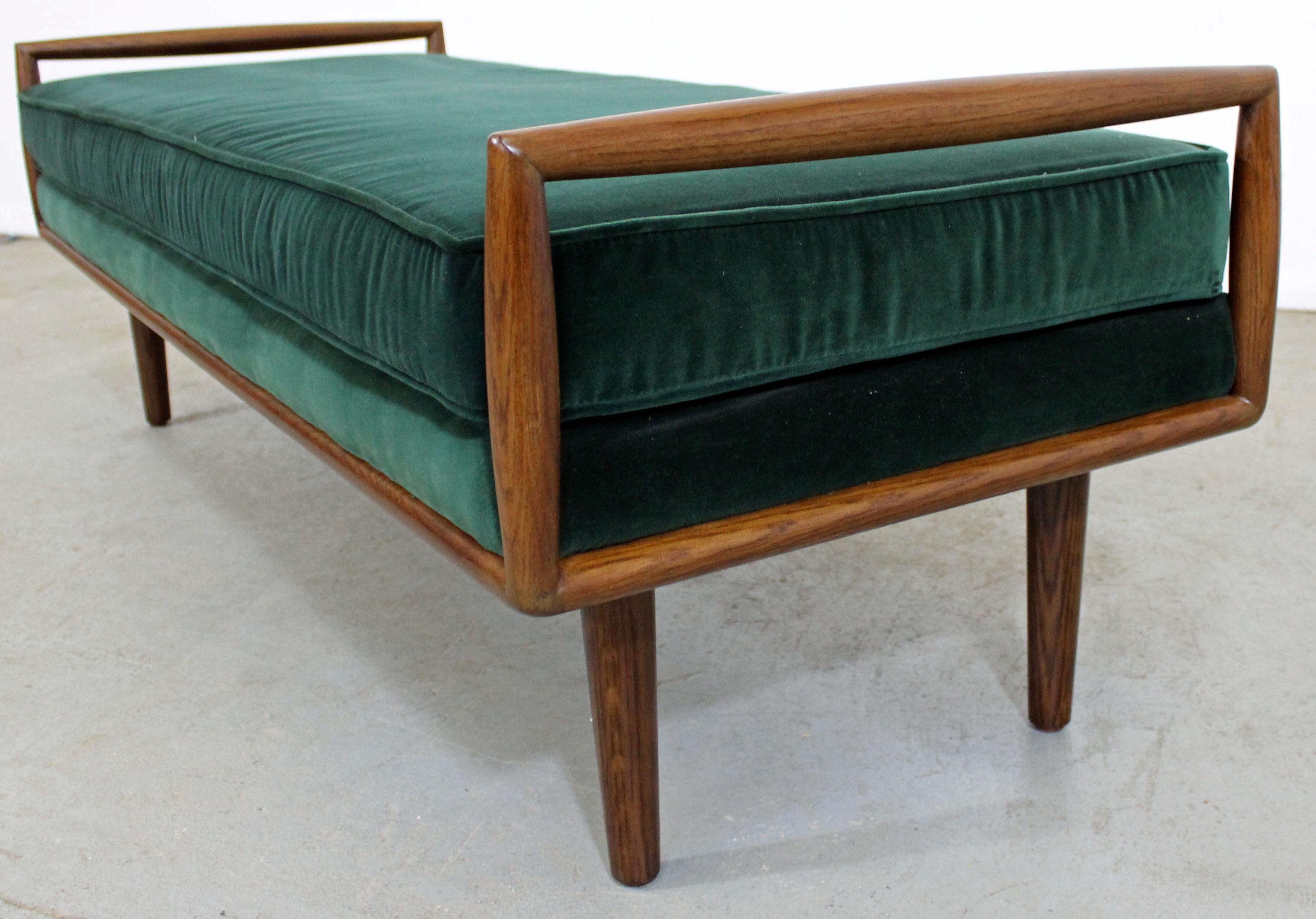 20th Century Mid-Century Modern Style Walnut Window Bench