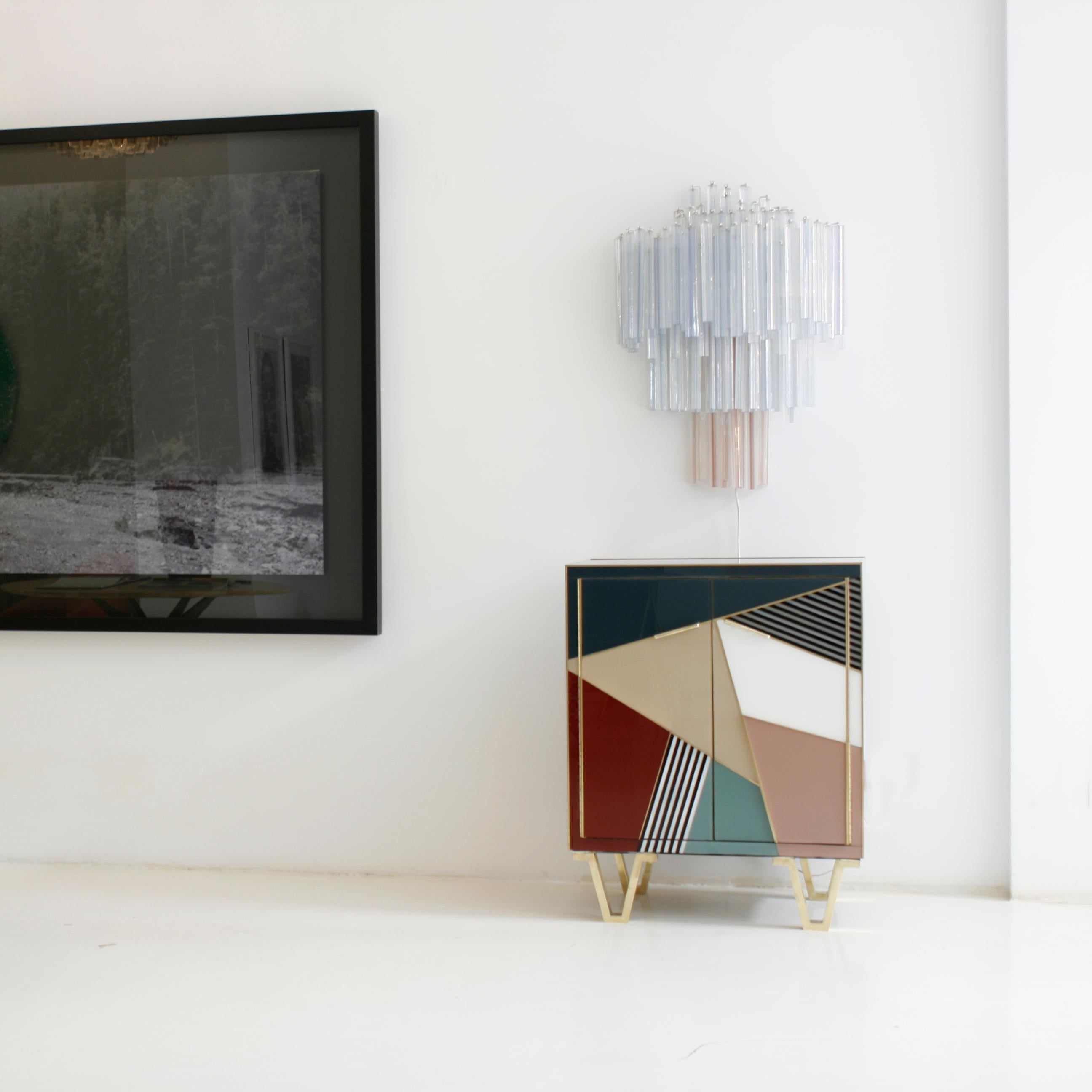 Paar italienische Sideboards aus Holz, farbigem Glas und Messing im modernen Stil der Mitte des Jahrhunderts im Angebot 7
