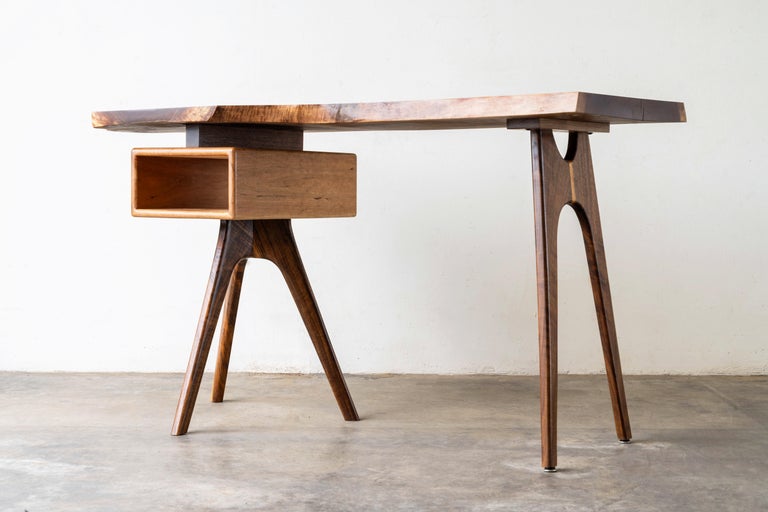 Mid-Century Modern Style Wood Slab Desk For Sale at 1stDibs