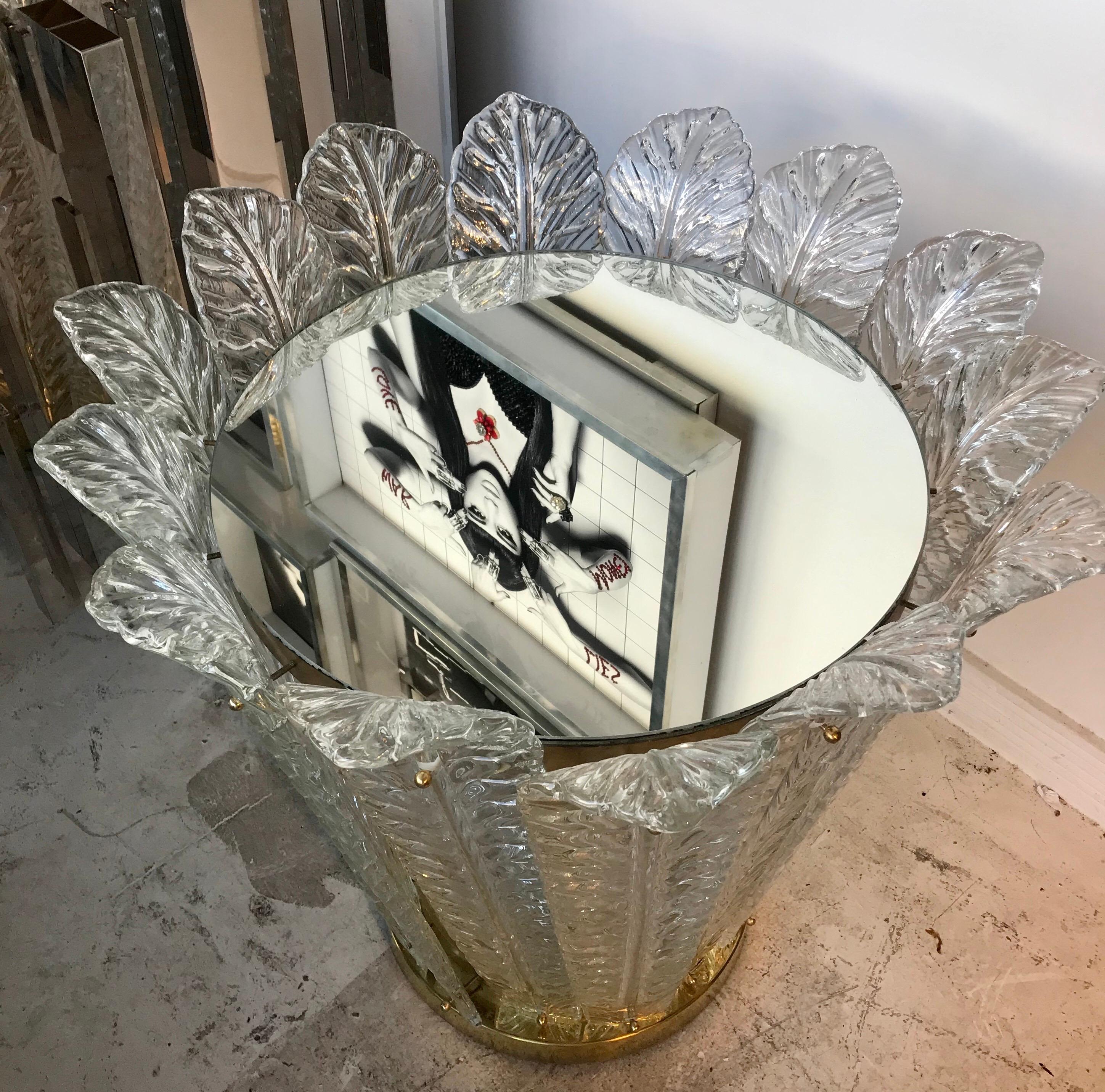 Mid-Century Modern Sublime Barovier Toso Blown Glass Illuminated Side Table In Good Condition In Miami, FL