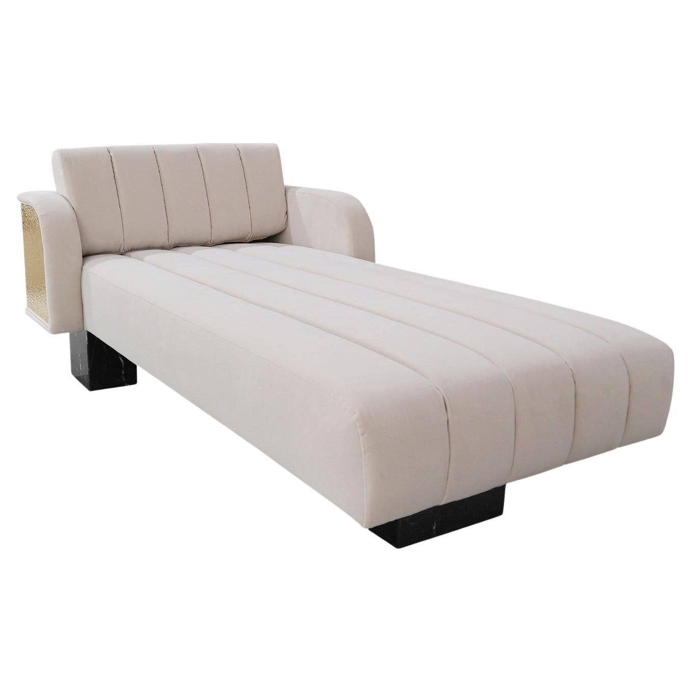 Mid-Century Modern Suede Daybed Black & White Stripes Upholstered Chaise Longues
Jagger Chaise Longue is a luxury chaise longue that aims to relax the body and mind and break routines, ideal for contemporary interiors. It’s upholstered in suede and