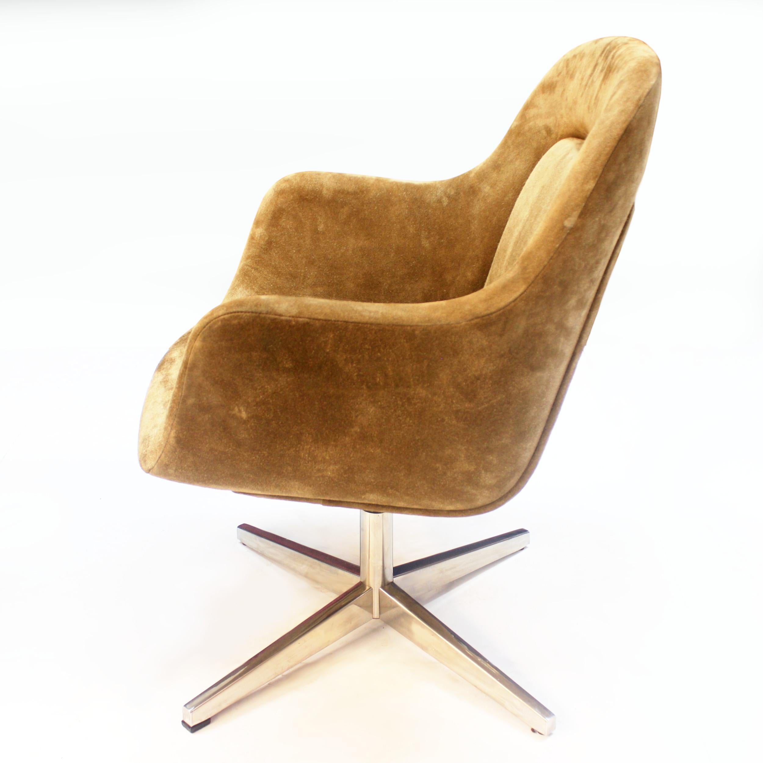 Late 20th Century Mid-Century Modern Suede Side / Guest / Desk Chairs by Max Pearson for Knoll