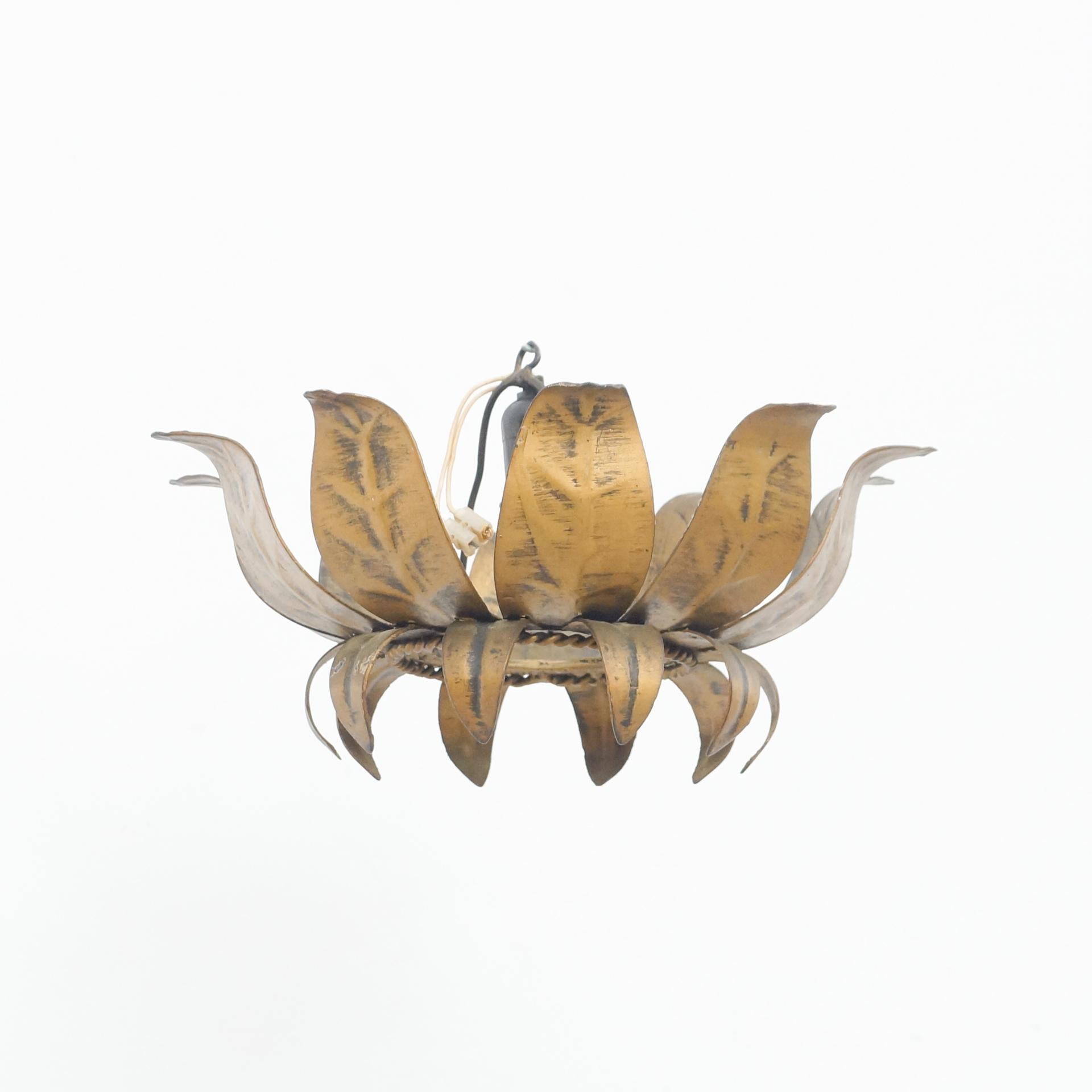 Mid-Century Modern Sunburst Brass Pendant Lamp, circa 1960 For Sale 2