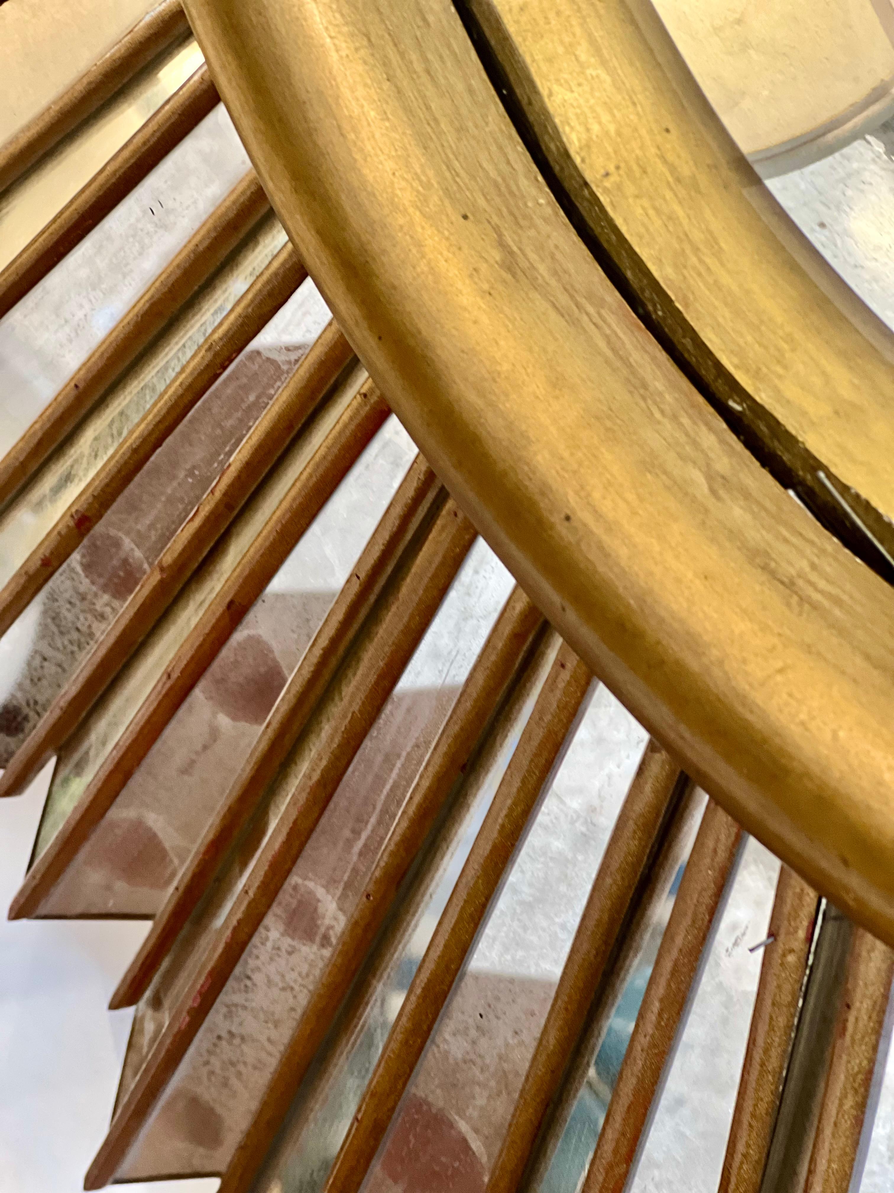 Mid Century Modern Sunburst Mirror In Fair Condition In San Pedro Garza Garcia, Nuevo Leon