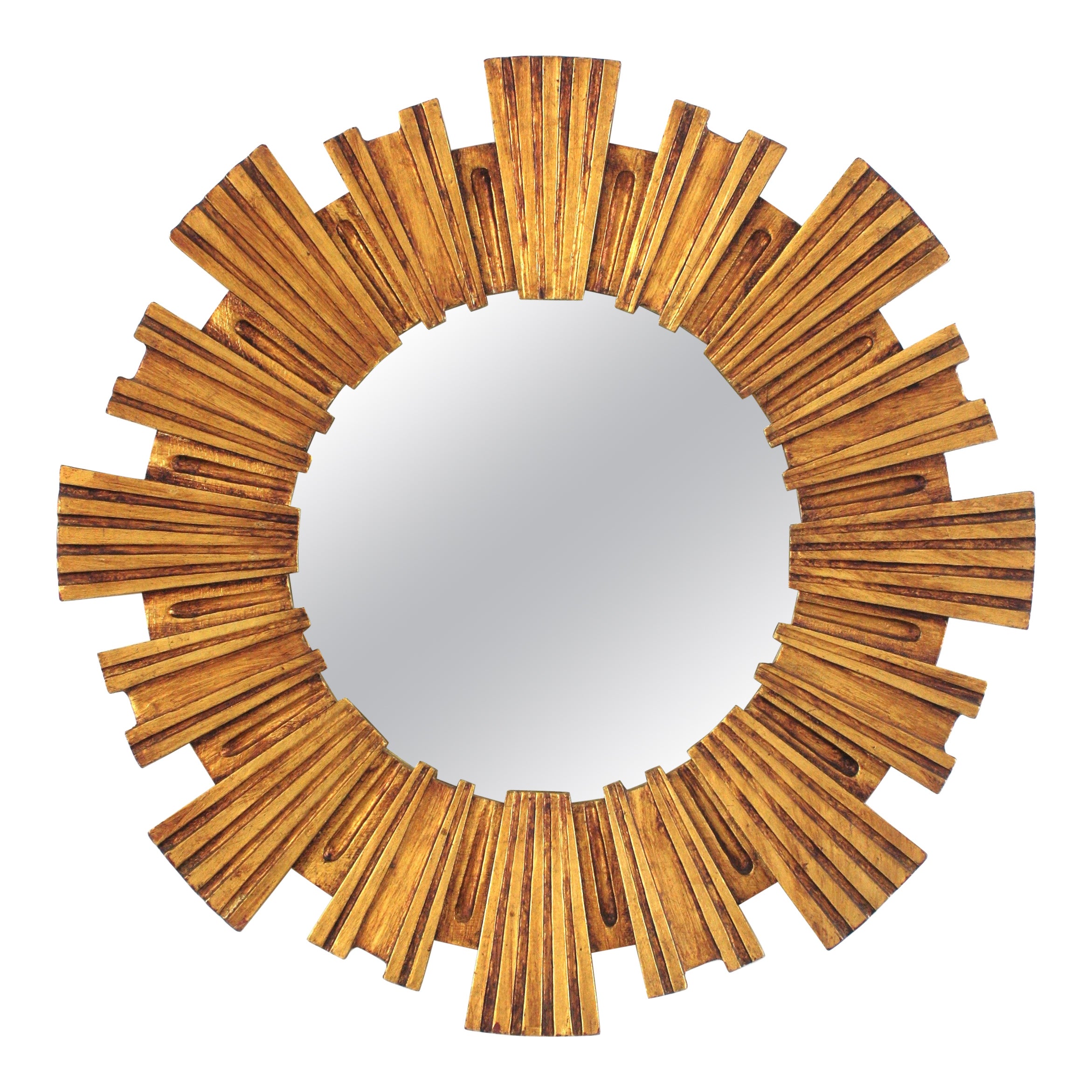 Espejo de mediados de siglo en madera de giltwood tallada, España Años 50 en venta