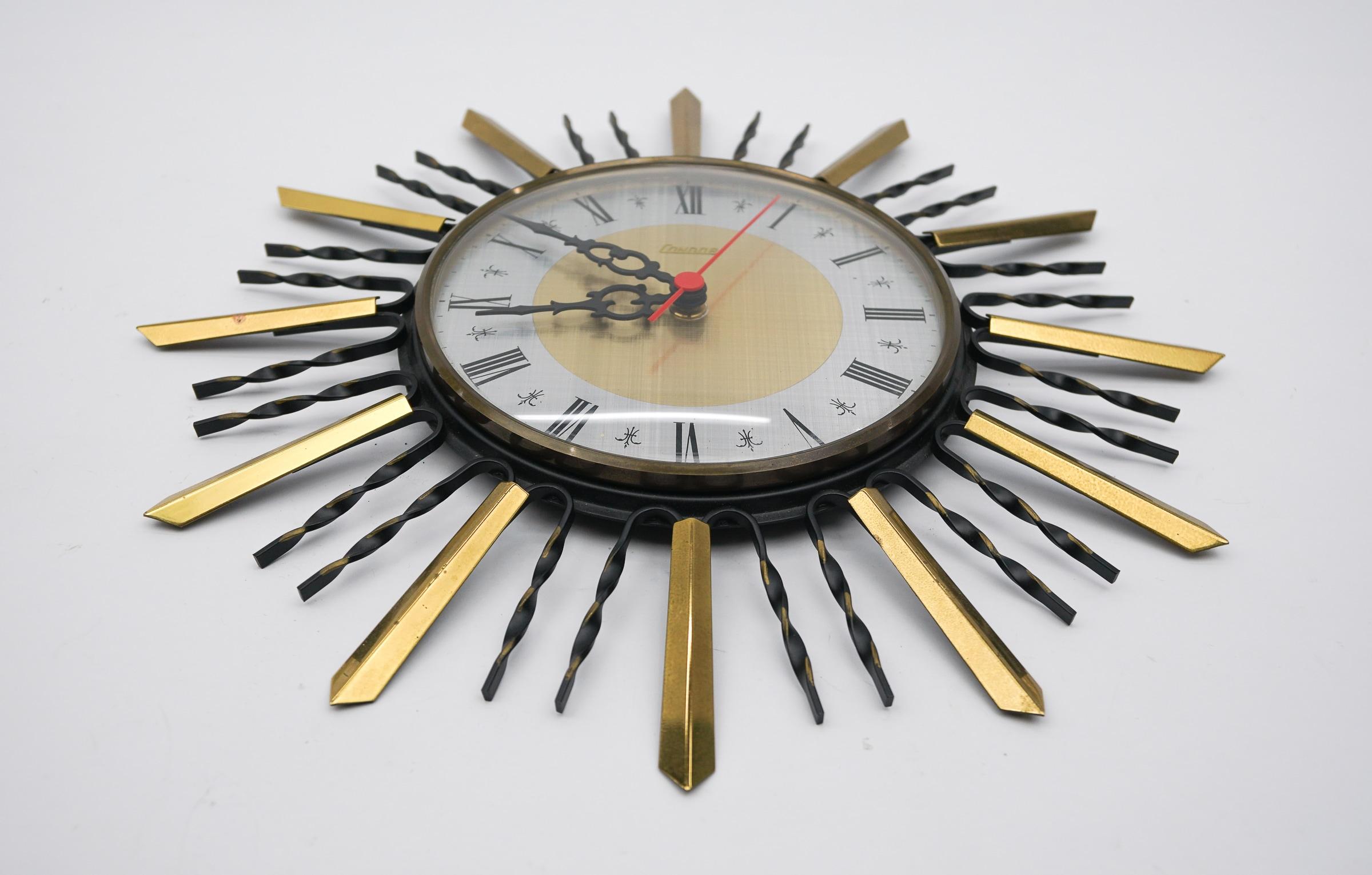 Mid-Century Modern Horloge murale The Moderns Sunburst de CONDOR, années 1950 en vente