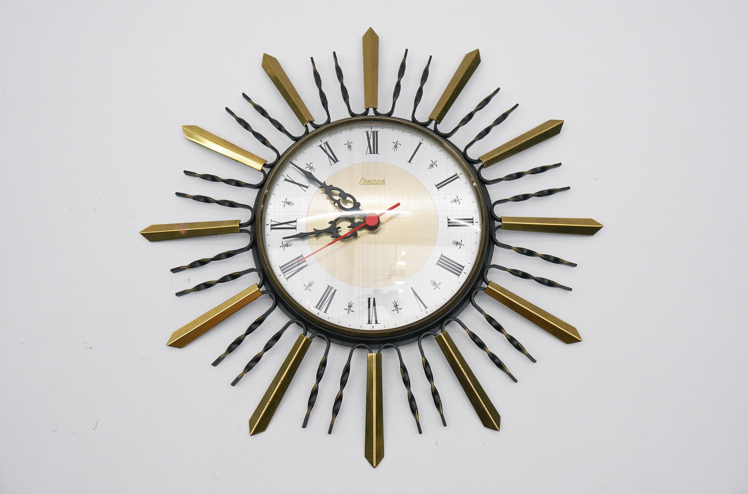 Metal Mid-Century Modern Sunburst Wall Clock by CONDOR, 1950s For Sale