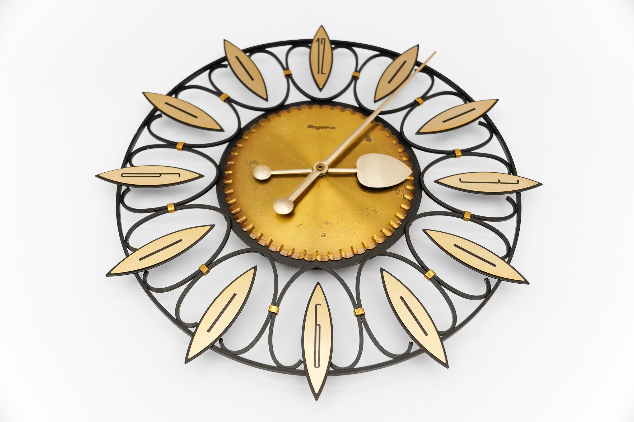 horloge murale laiton
