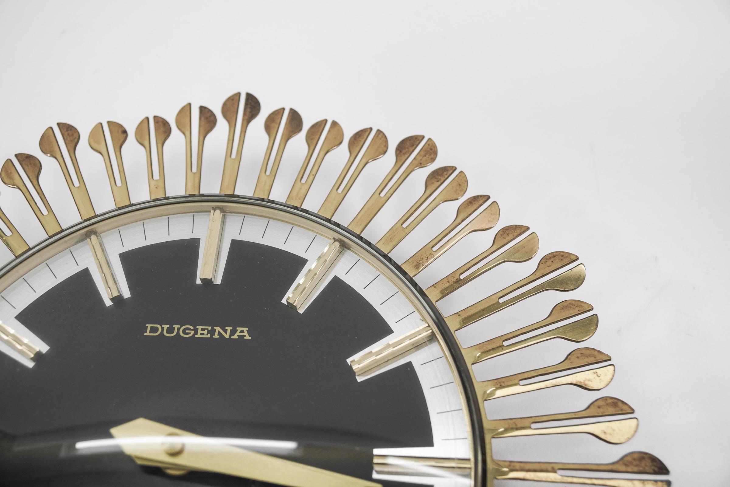 Mid-Century Modern Sunburst Wall Clock by Dugena in Brass, 1960s, Germany In Good Condition For Sale In Nürnberg, Bayern