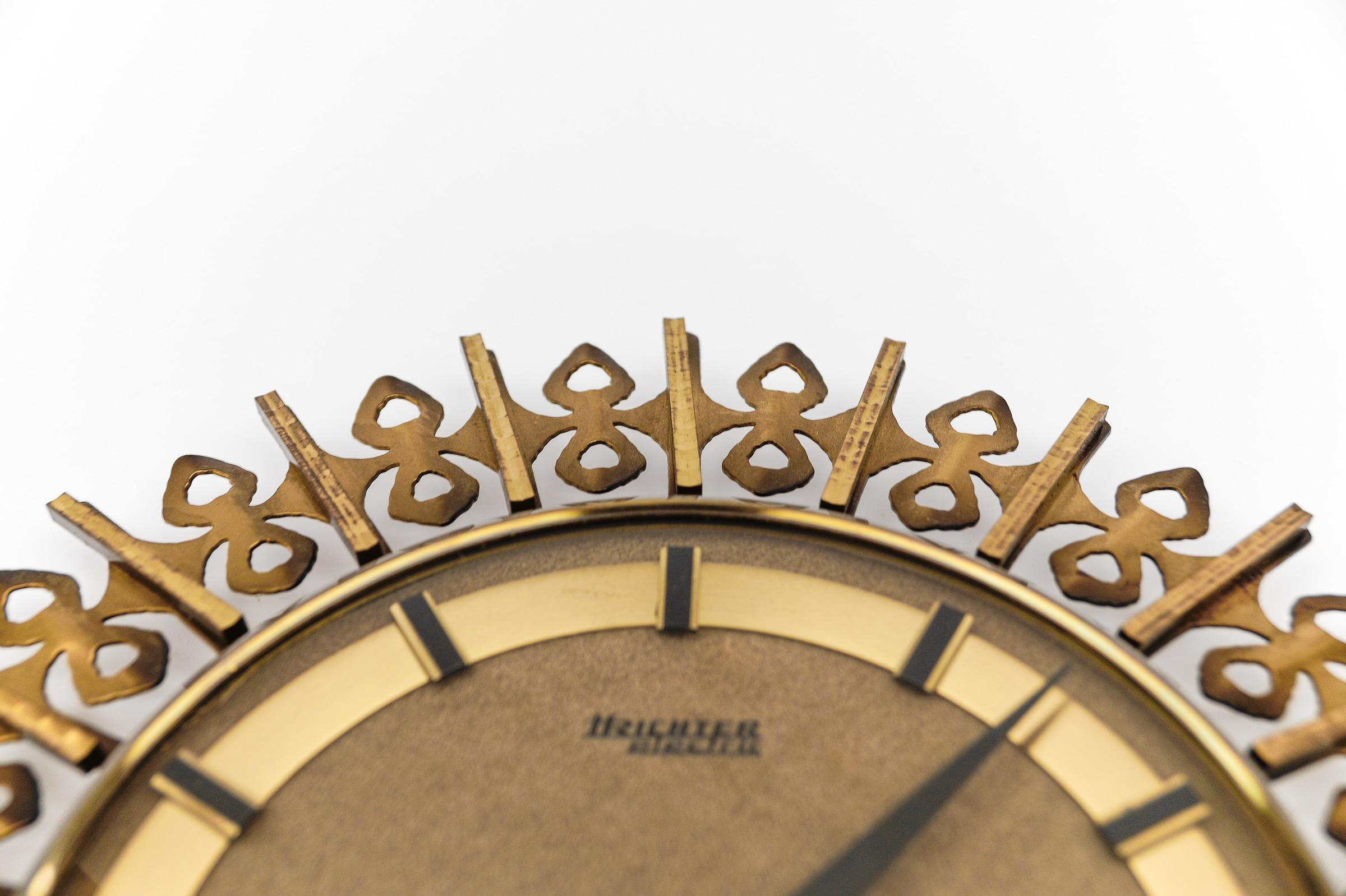 Métal Horloge murale Sunburst de TRICHTER en laiton, Allemagne, années 1960 en vente